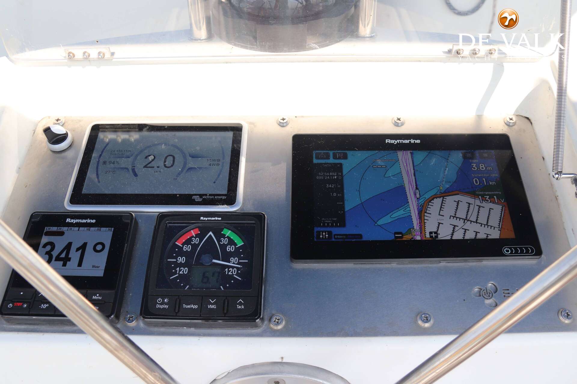 Beneteau Oceanis 411 Electric - Foto 2