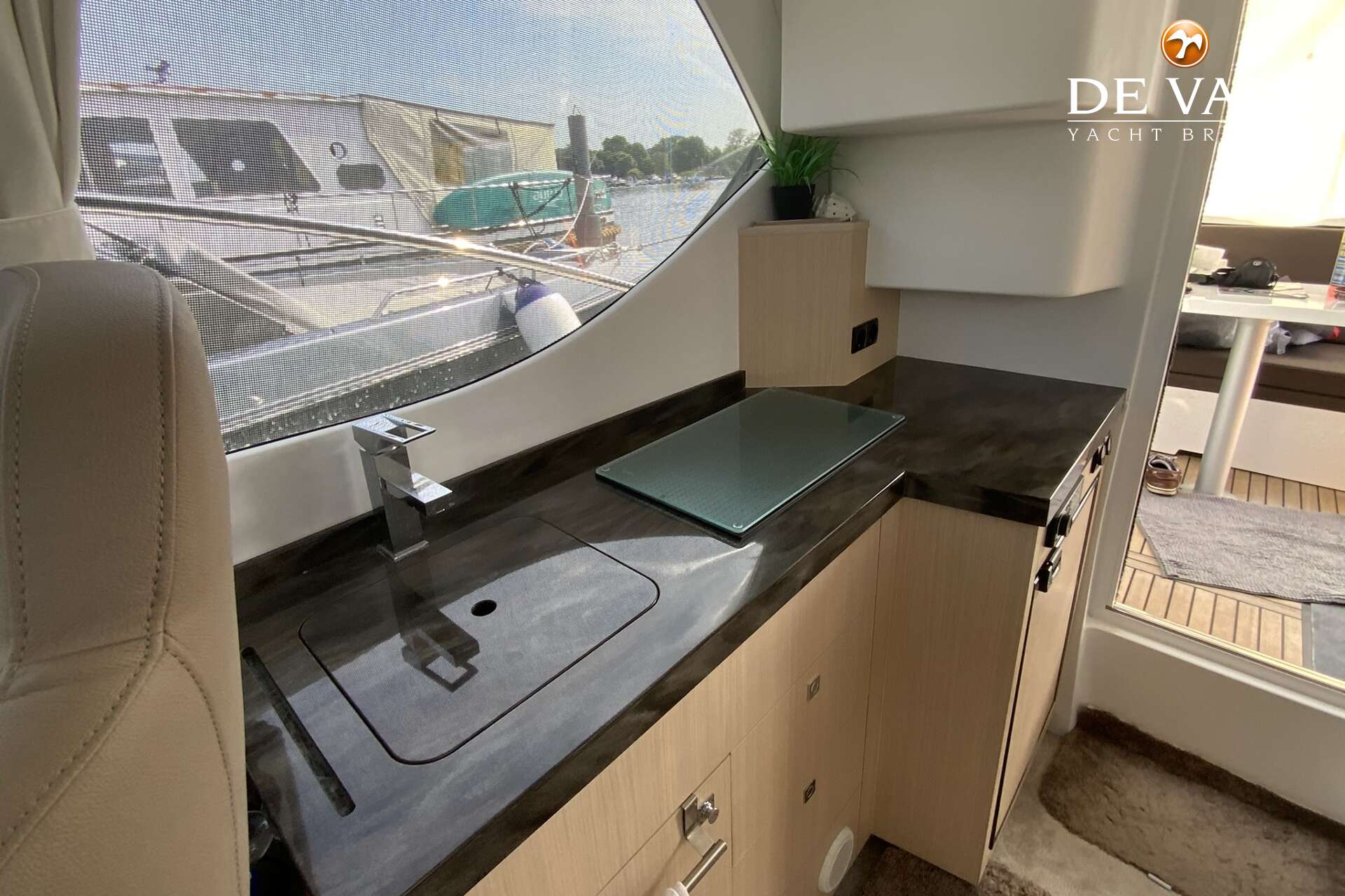 Galeon 300 Fly - Foto 26