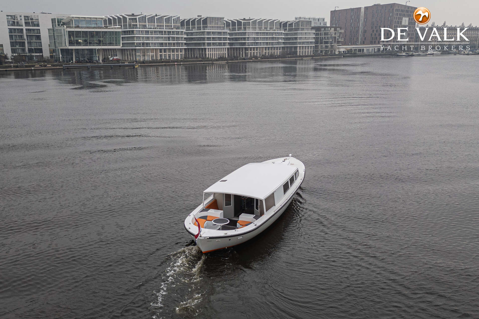 Vels 45 Launch 2014 – luxe tender met lage doorvaart - Foto 6