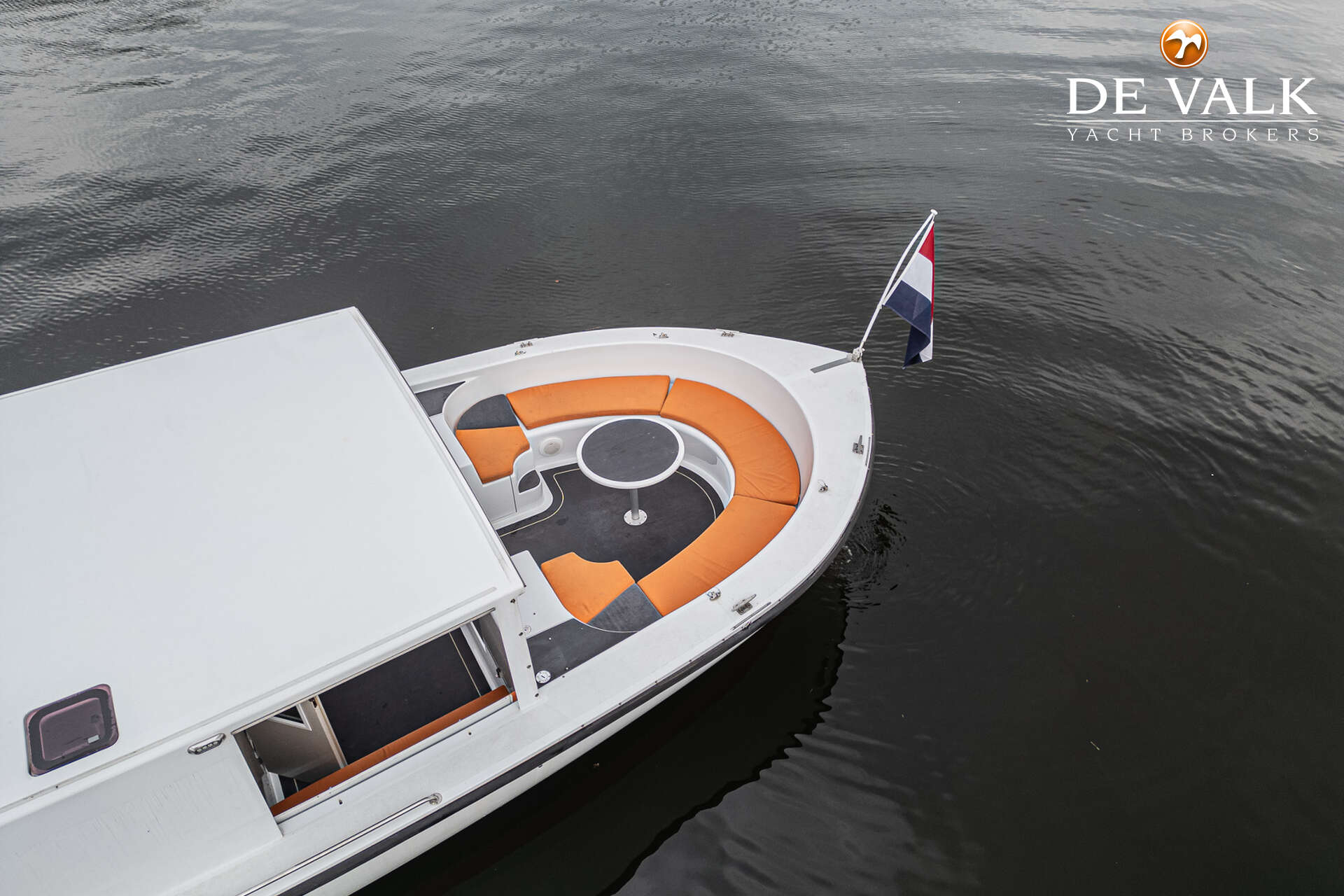 Vels 45 Launch 2014 – luxe tender met lage doorvaarthoogte - Foto 8
