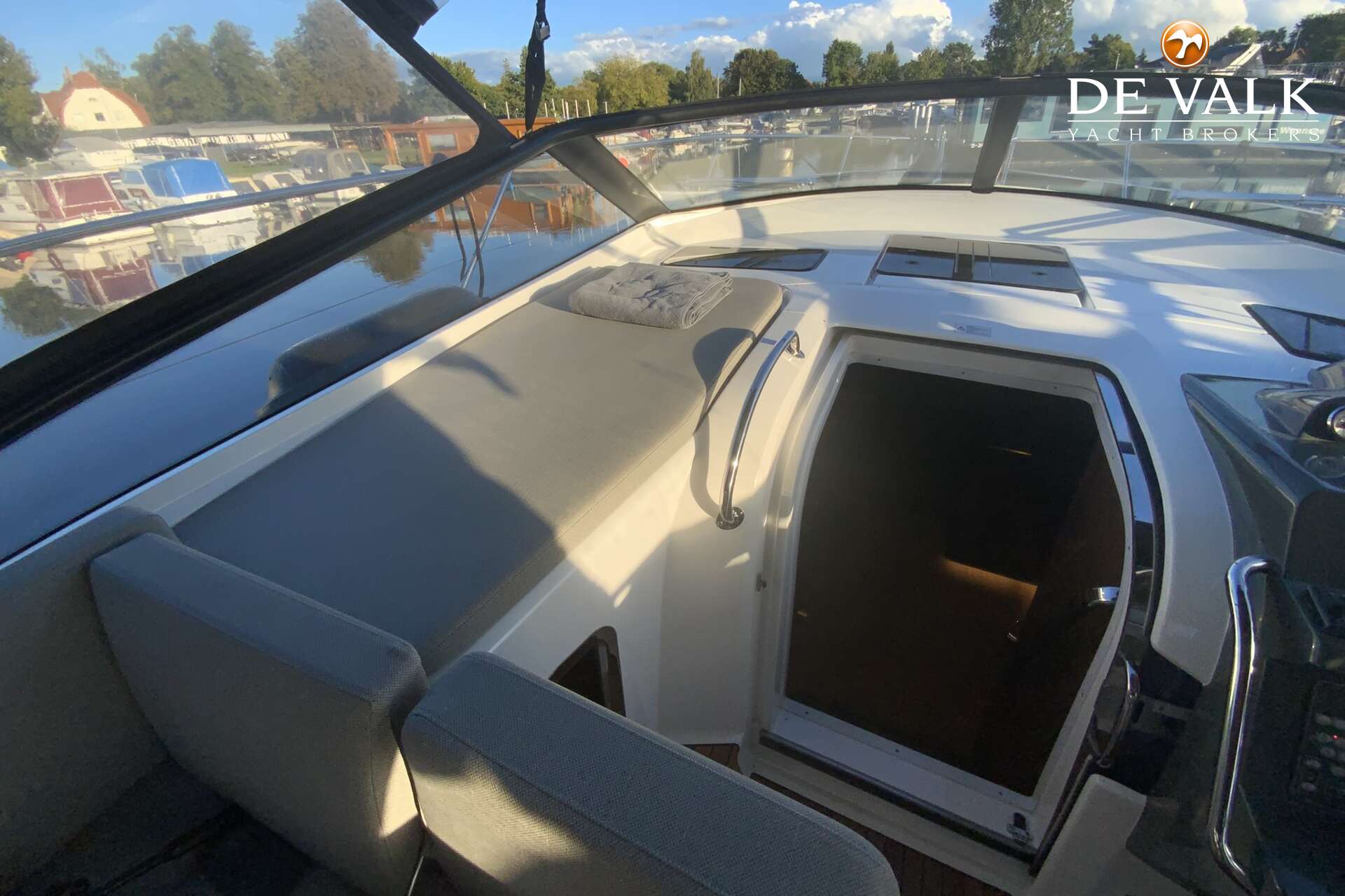Bavaria S36 Open 2021 – Dubbele 253 PK met joystickbediening - Foto 14