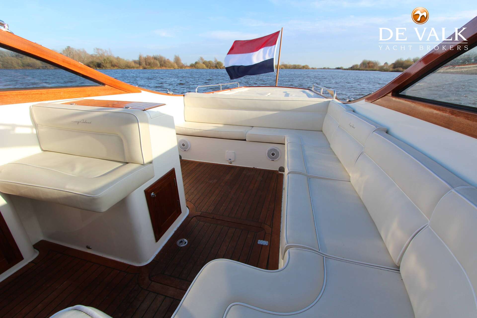 Long Island 33 Runabout 2015 – Nederlandse composiet sportcruiser - Foto 12