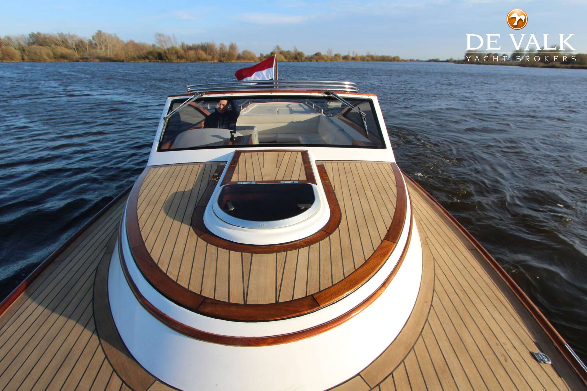 Long Island 33 Runabout 2015 – Nederlandse composiet sportcruiser - Foto 18
