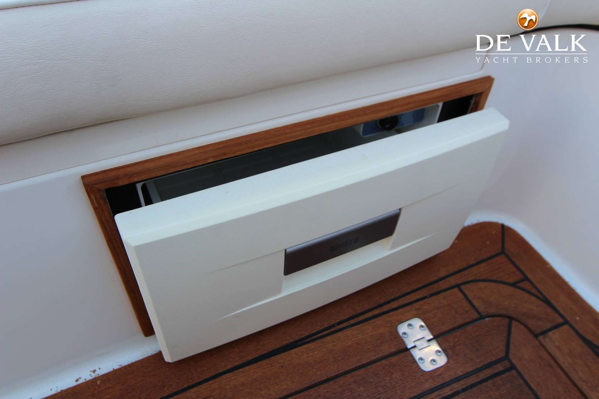 Long Island 33 Runabout 2015 – Nederlandse composiet sportcruiser - Foto 19