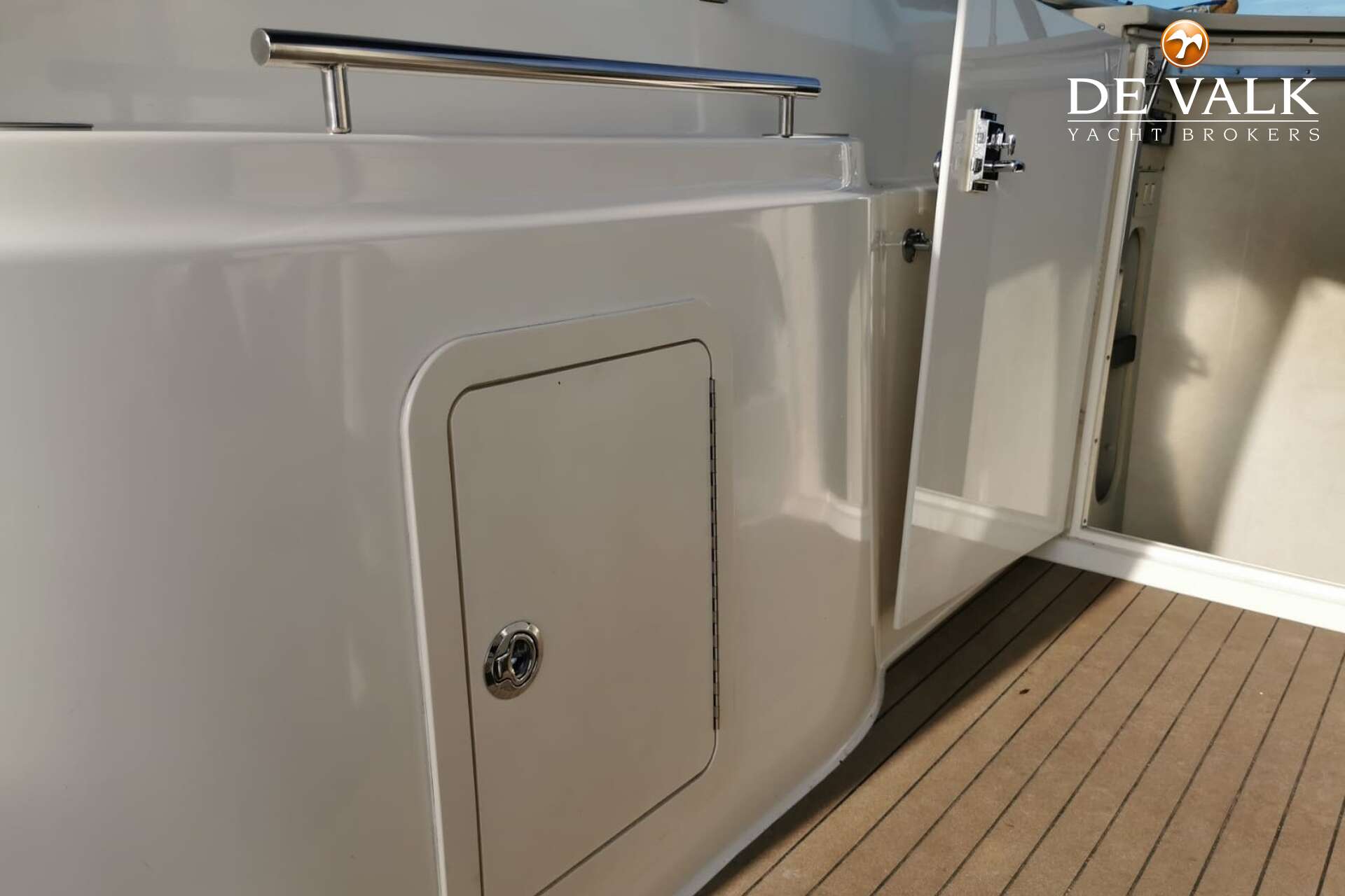 Cruisers Yachts 3075 Rogue - Foto 16