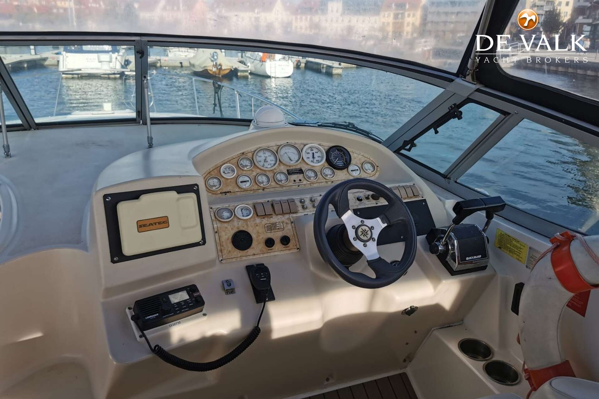 Cruisers Yachts 3075 Rogue - Foto 19
