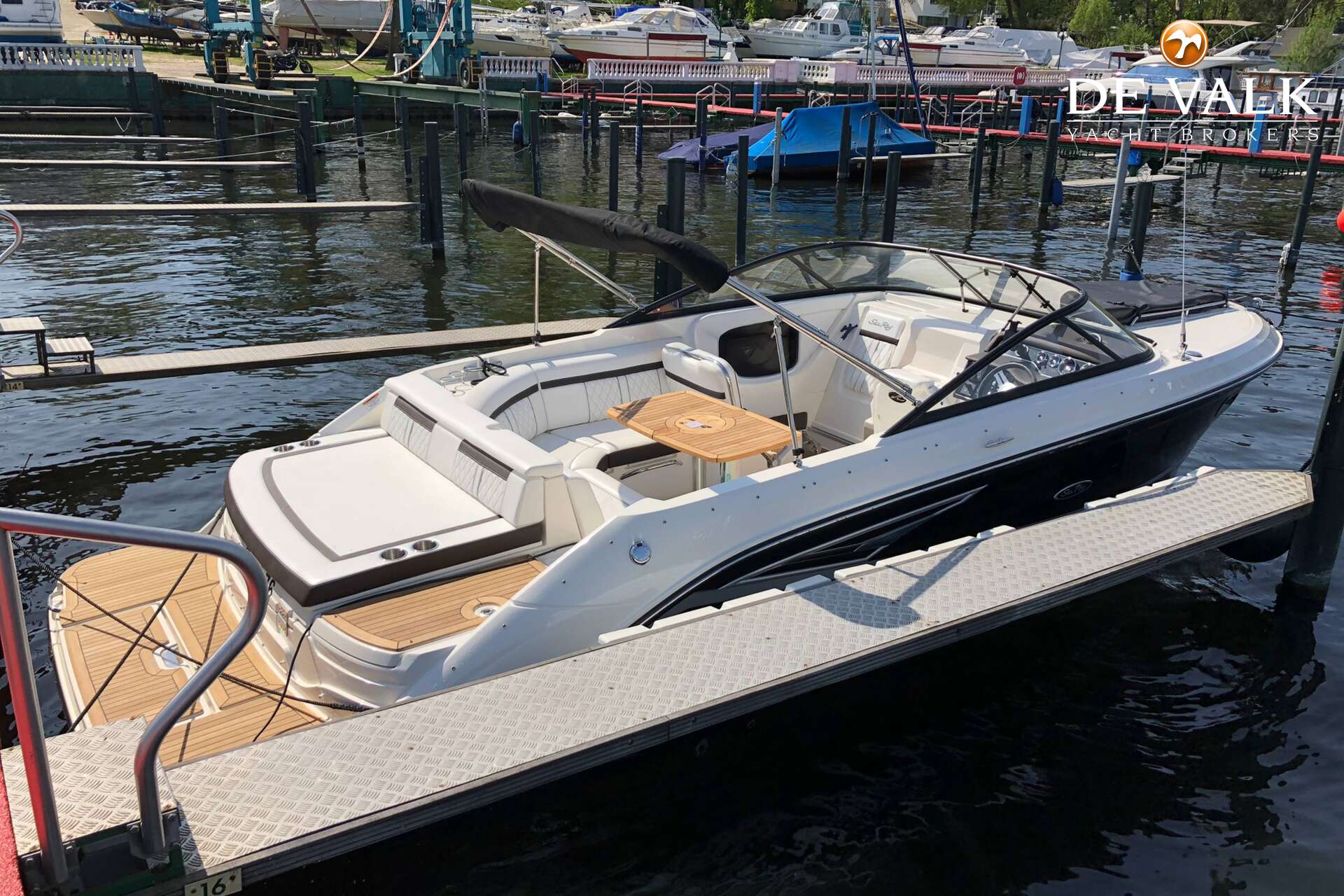 Sea Ray 250 Sun Sport - Foto 1