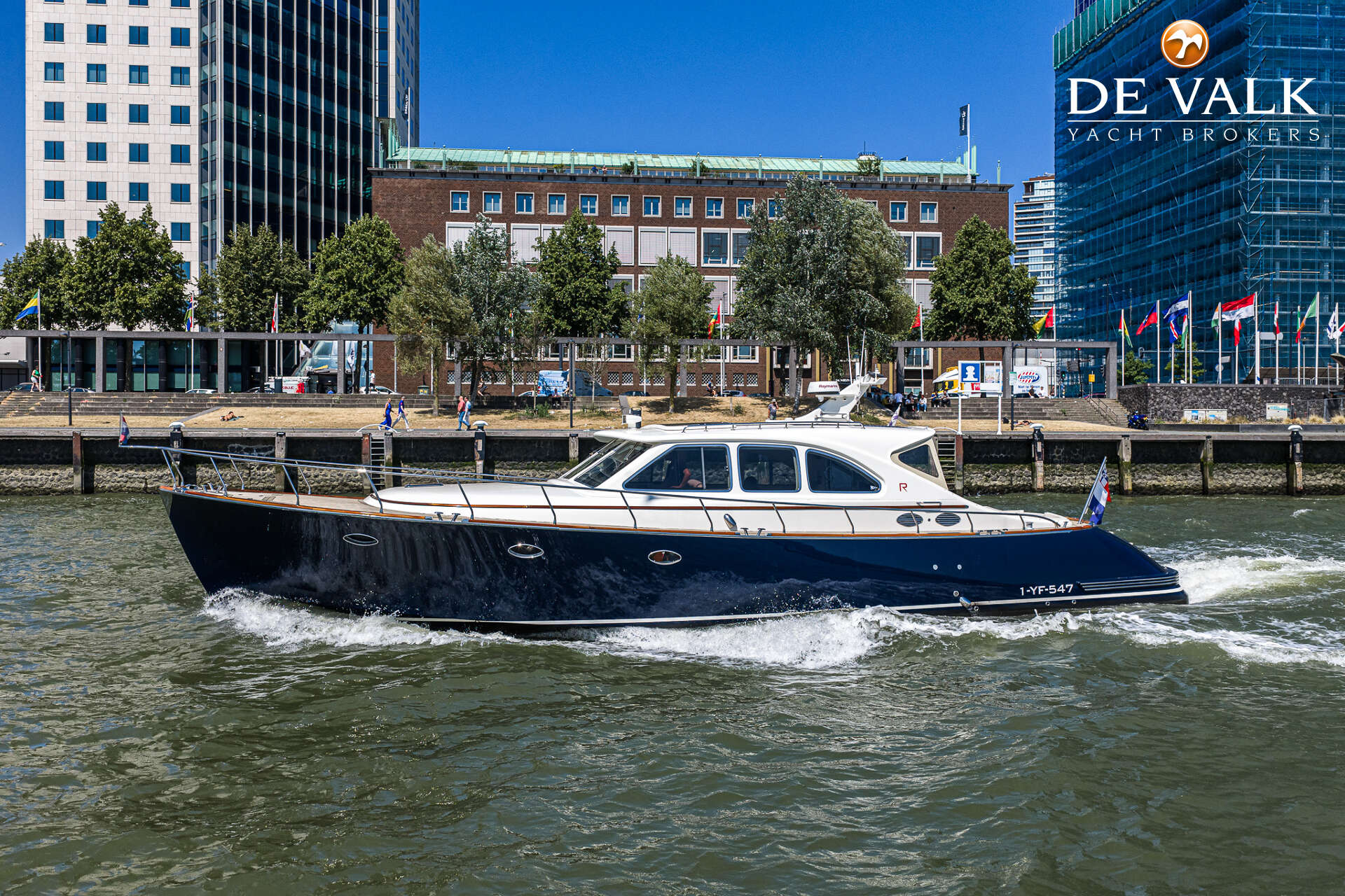 Rapsody 55 (2007) – zeewaardig motorjacht met 2×575pk - Foto 6