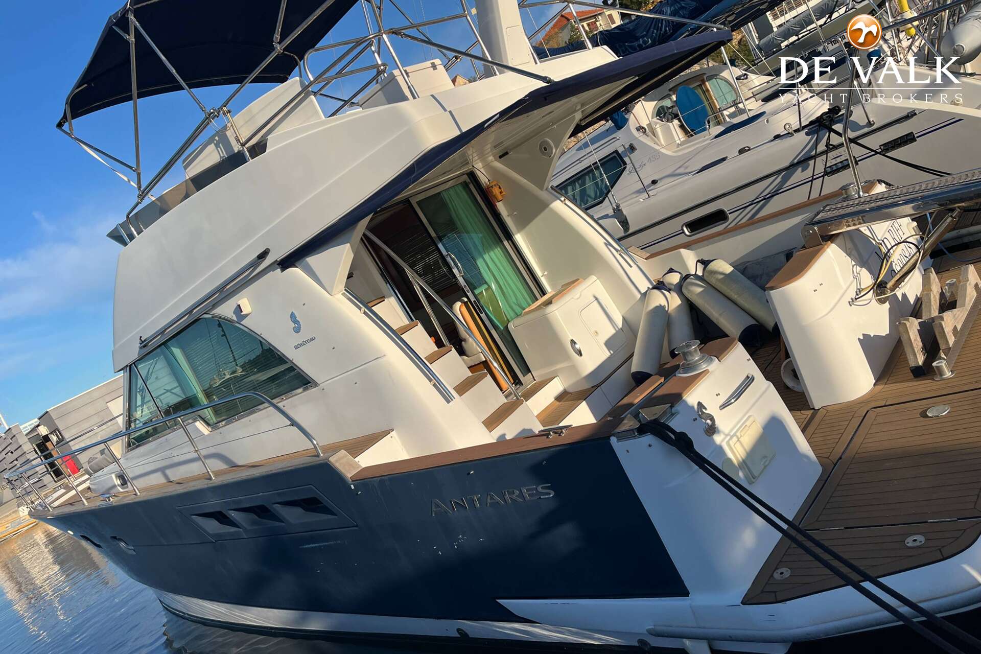 Beneteau Antares 13.80 2005 – Goed onderhouden flybridge - Foto 3