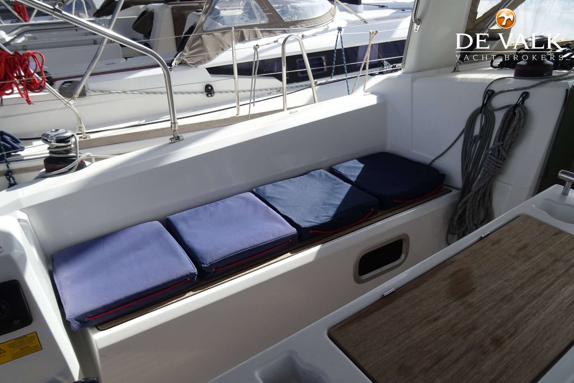 Beneteau Oceanis 38 - Foto 5