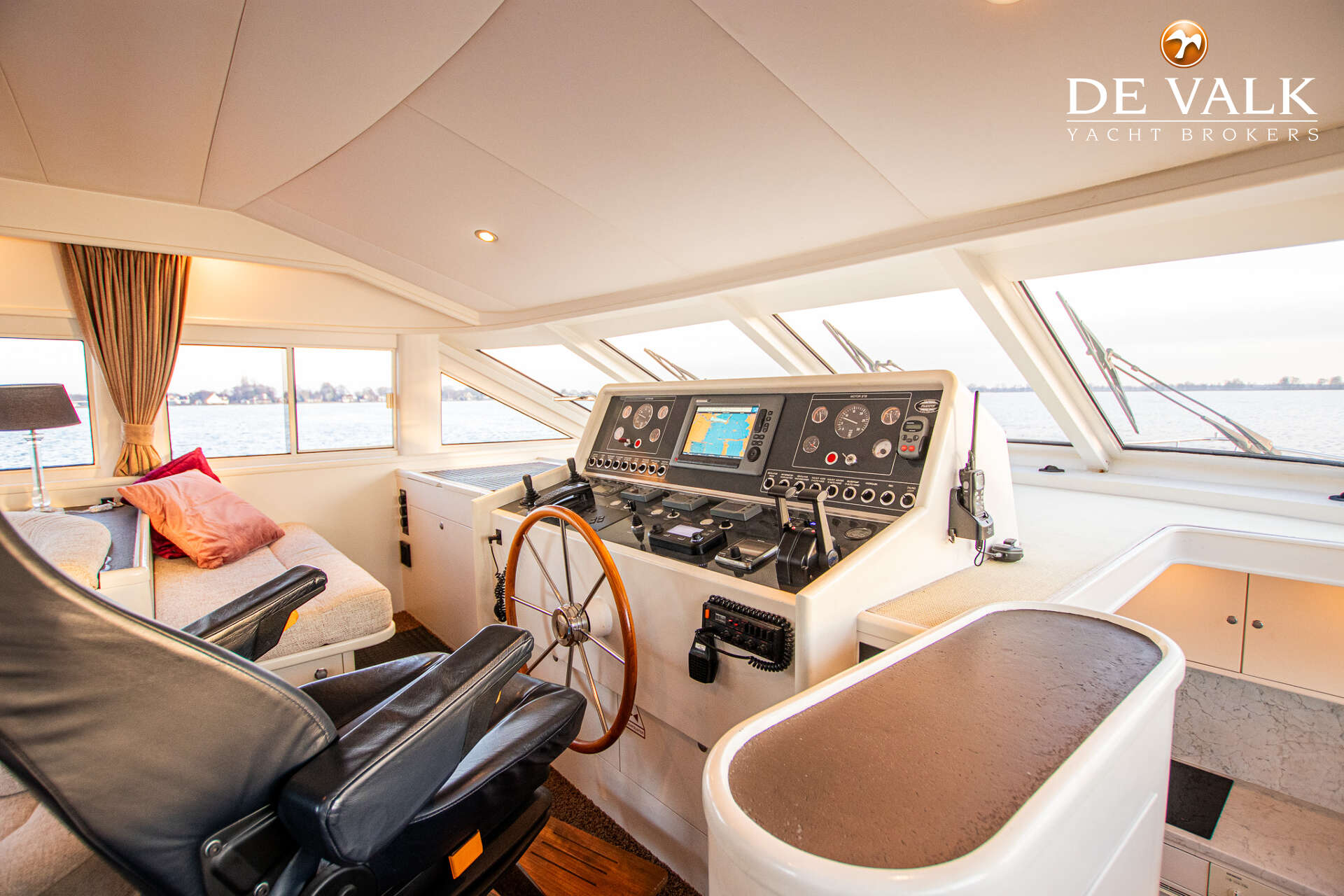 Valk Vitesse 59 1993 – Stalen flybridge met certificaat tot 2031 - Foto 25