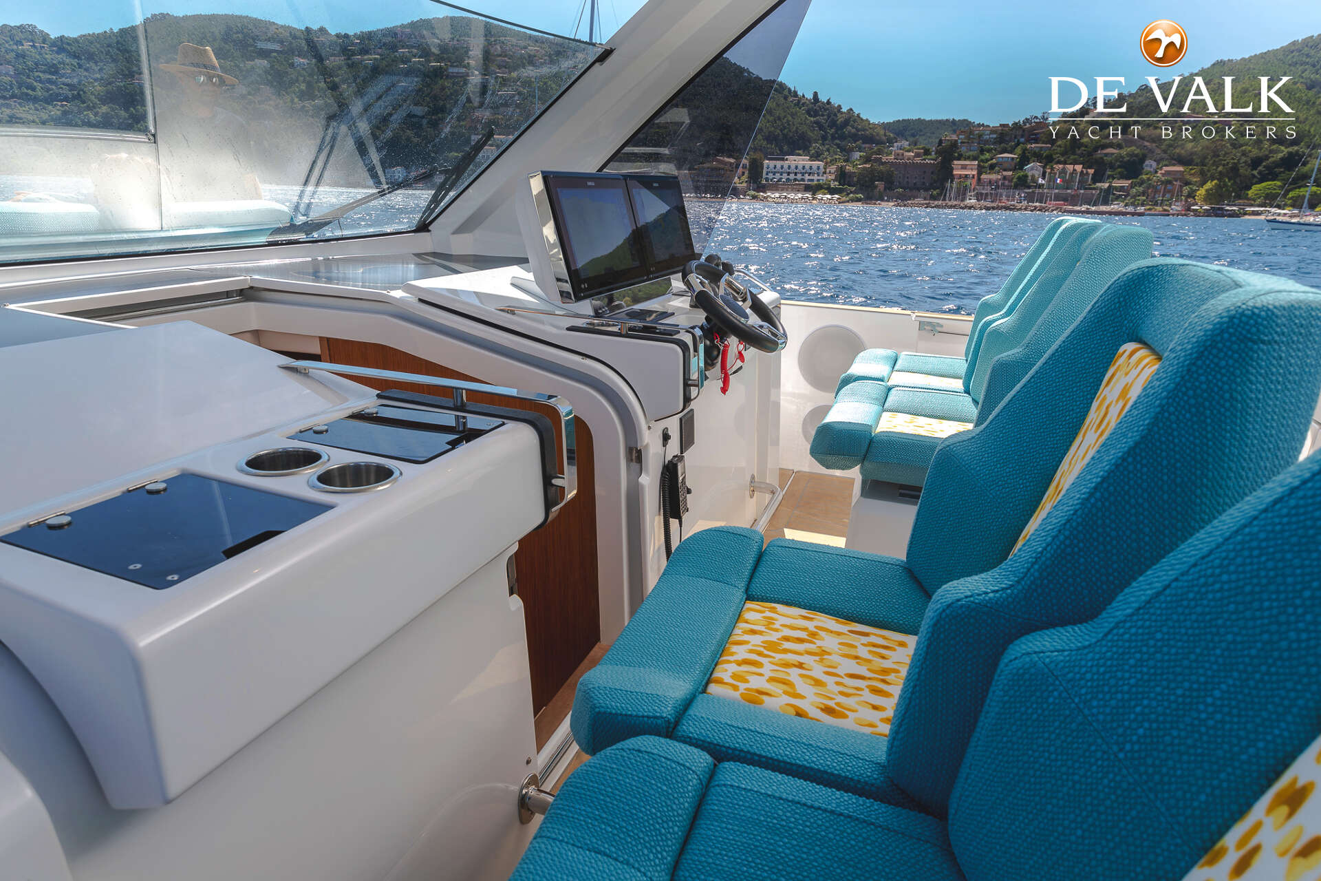 Fjord 48 Open 2026 – iconisch design met futuristische stuur - Foto 17