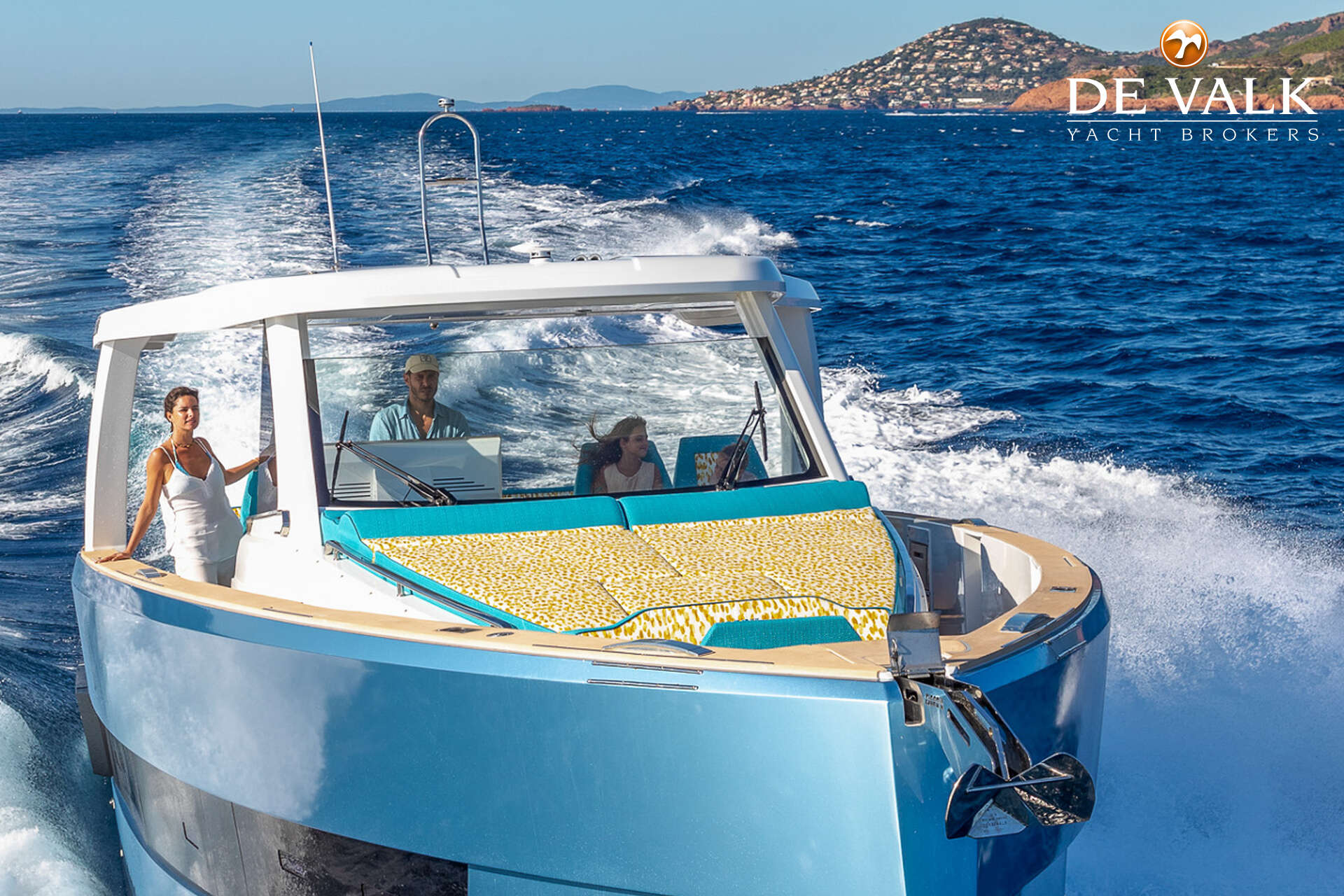 Fjord 48 Open 2026 – iconic design met futuristische stuur - Foto 6