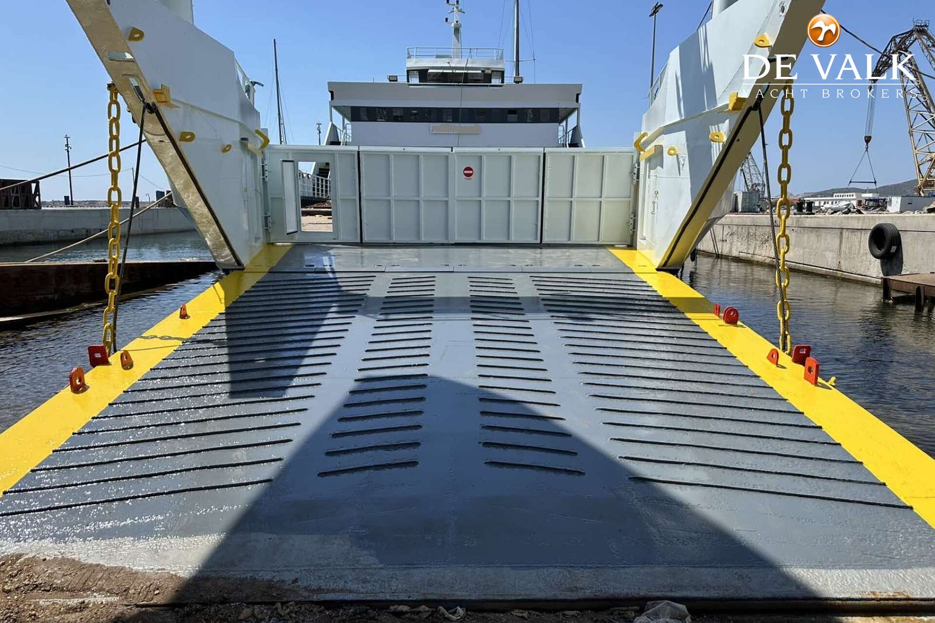 RO/PAX LAND CRAFT FERRY 56 - Foto 5
