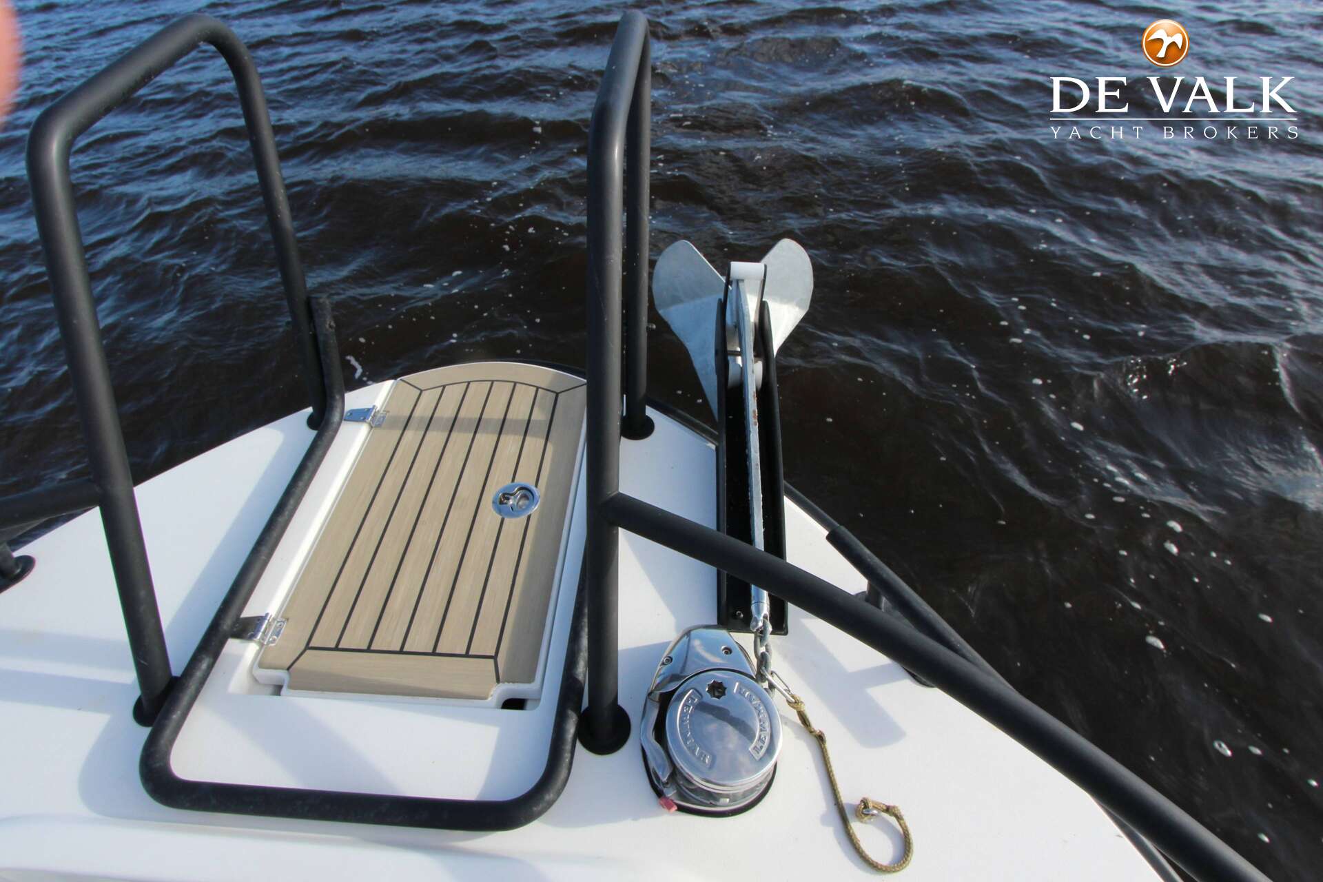 Sargo 31 Explorer 2019 – Sportief motorjacht met 370 pk - Foto 12