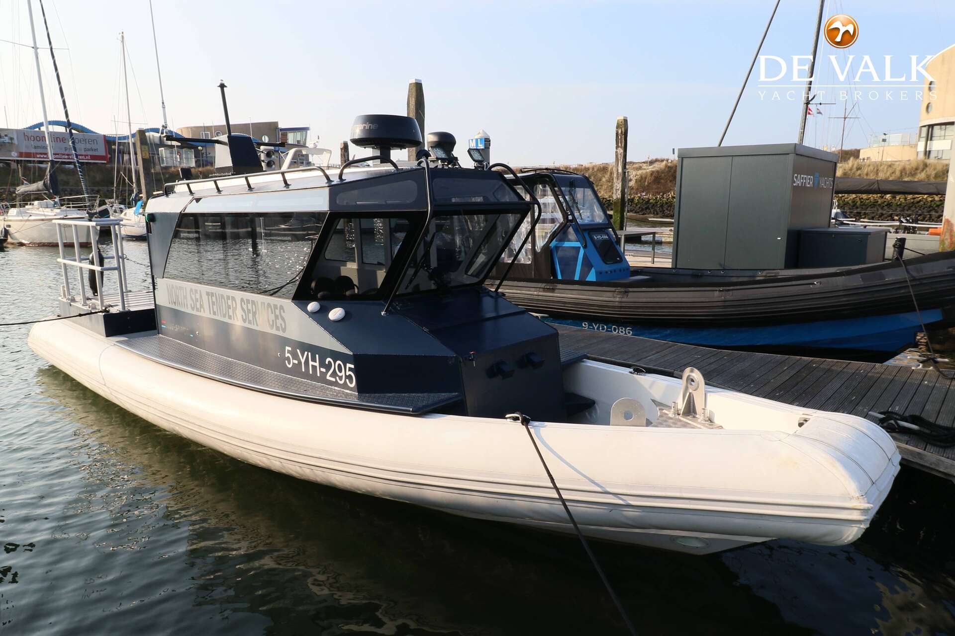 Blue Spirit 10.00c cabin