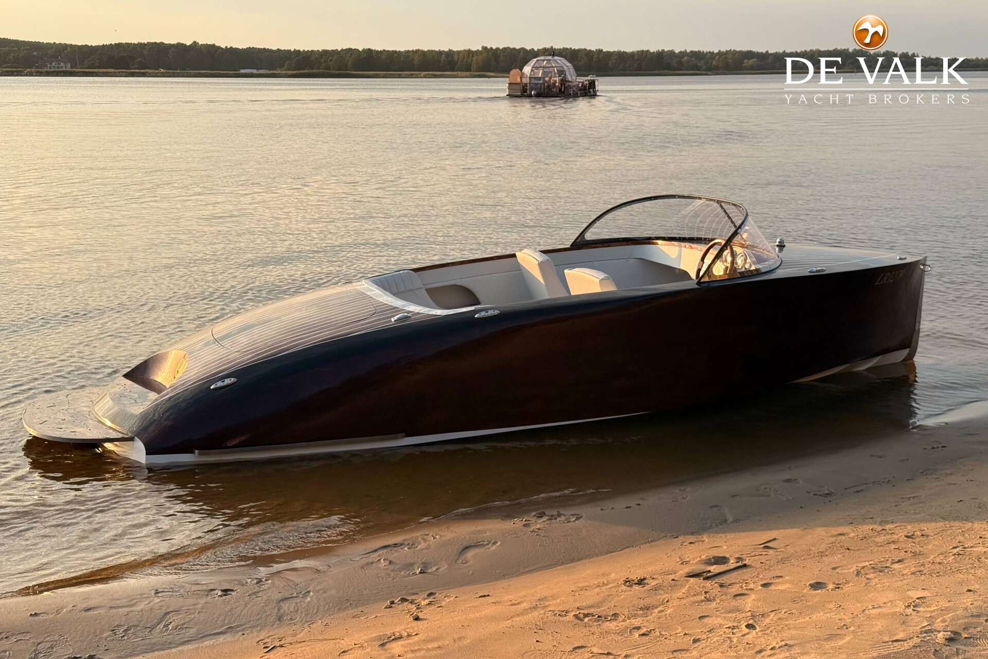 One-Off Motor Yacht - Foto 1