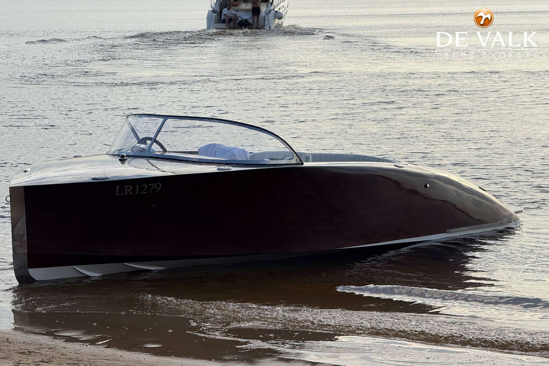 One-Off Motor Yacht - Foto 3