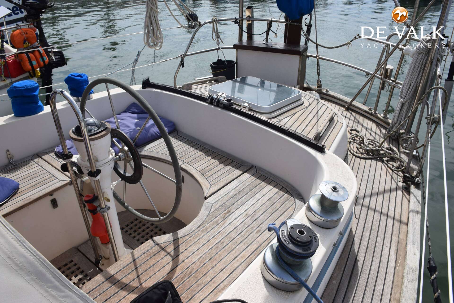 Hallberg Rassy 352 uit 1979 – bewezen 'bluewater cruiser' - Foto 8