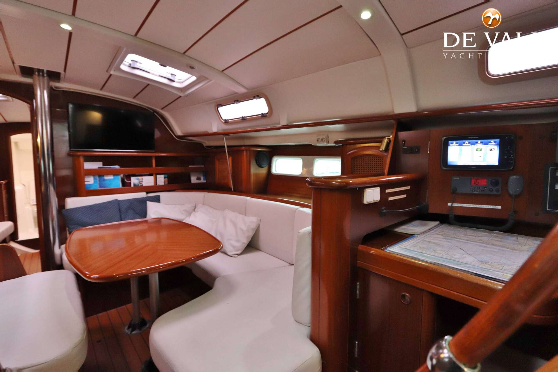 Beneteau Oceanis 411 - Foto 23