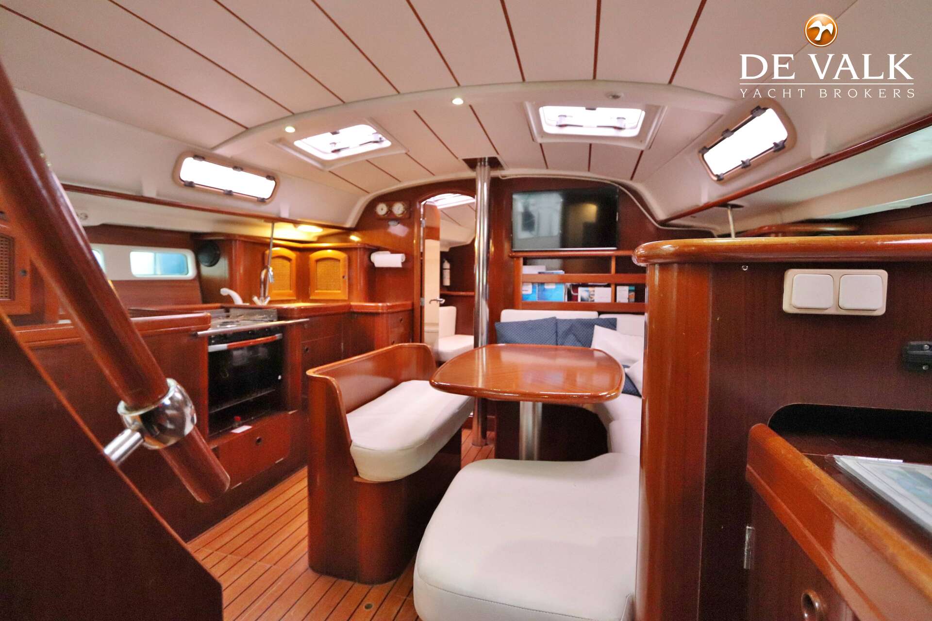 Beneteau Oceanis 411 - Foto 24