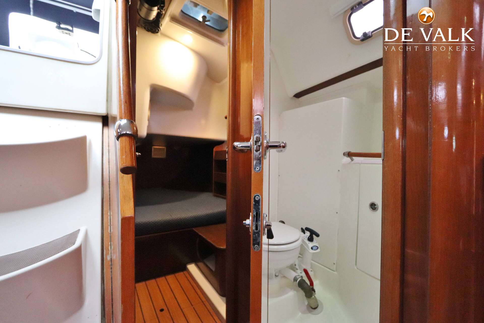 Beneteau Oceanis 411 - Foto 28