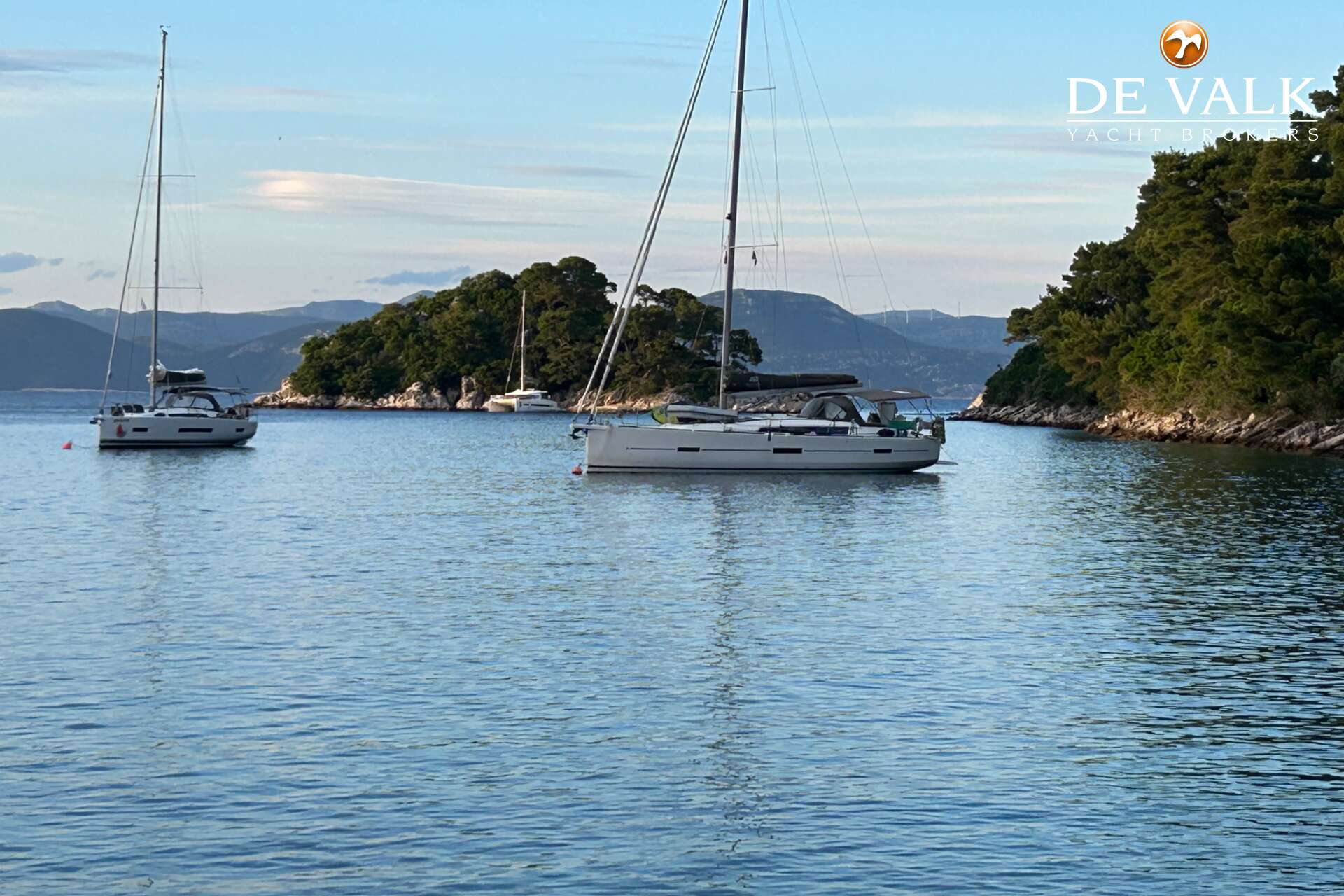 Dufour 460 Grand Large 2019 – driekamer-indeling - Foto 2