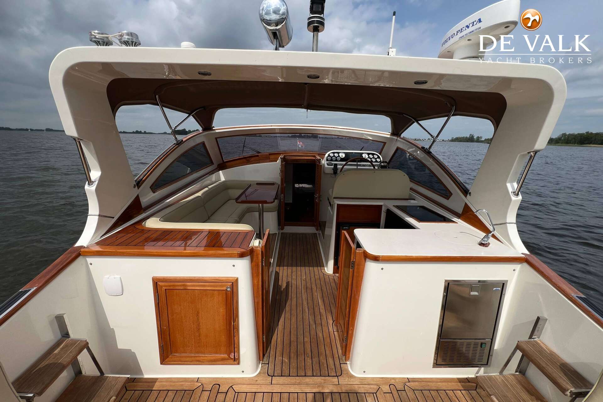 Long Island 40 Runabout - Foto 12