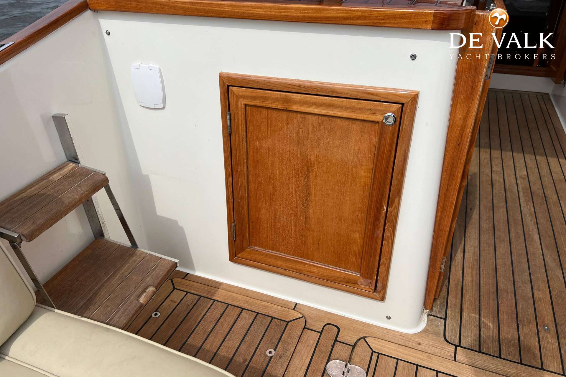 Long Island 40 Runabout - Foto 14