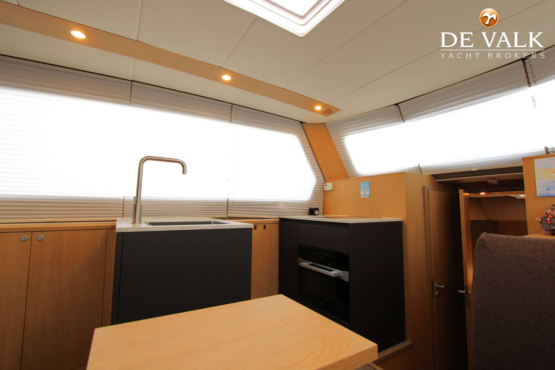 Thomasz Yacht 412 AC 2023 – Stalen driehutsmotor - Foto 23