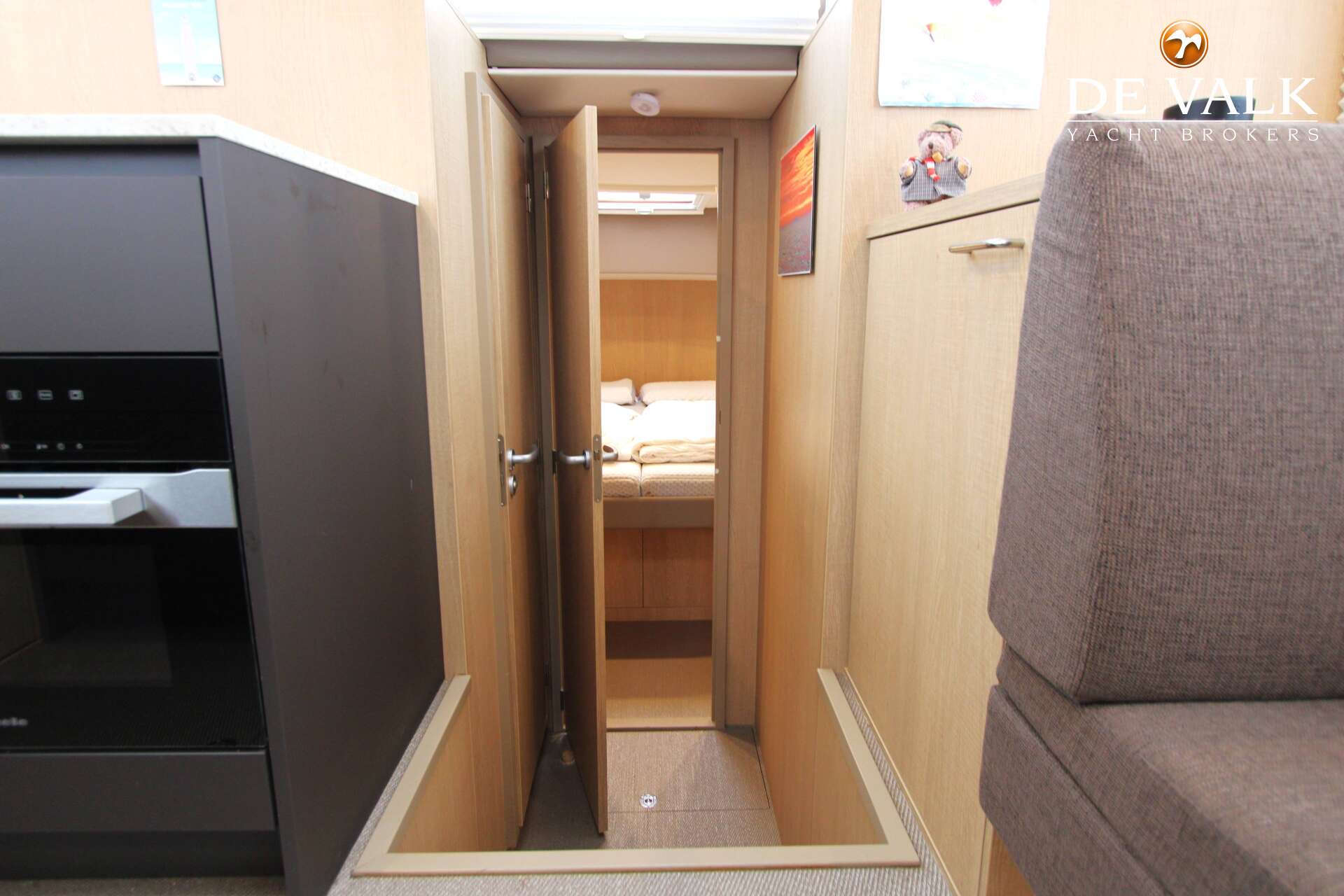 Thomasz Yacht 412 AC 2023 – Stalen driehutsmotor - Foto 24