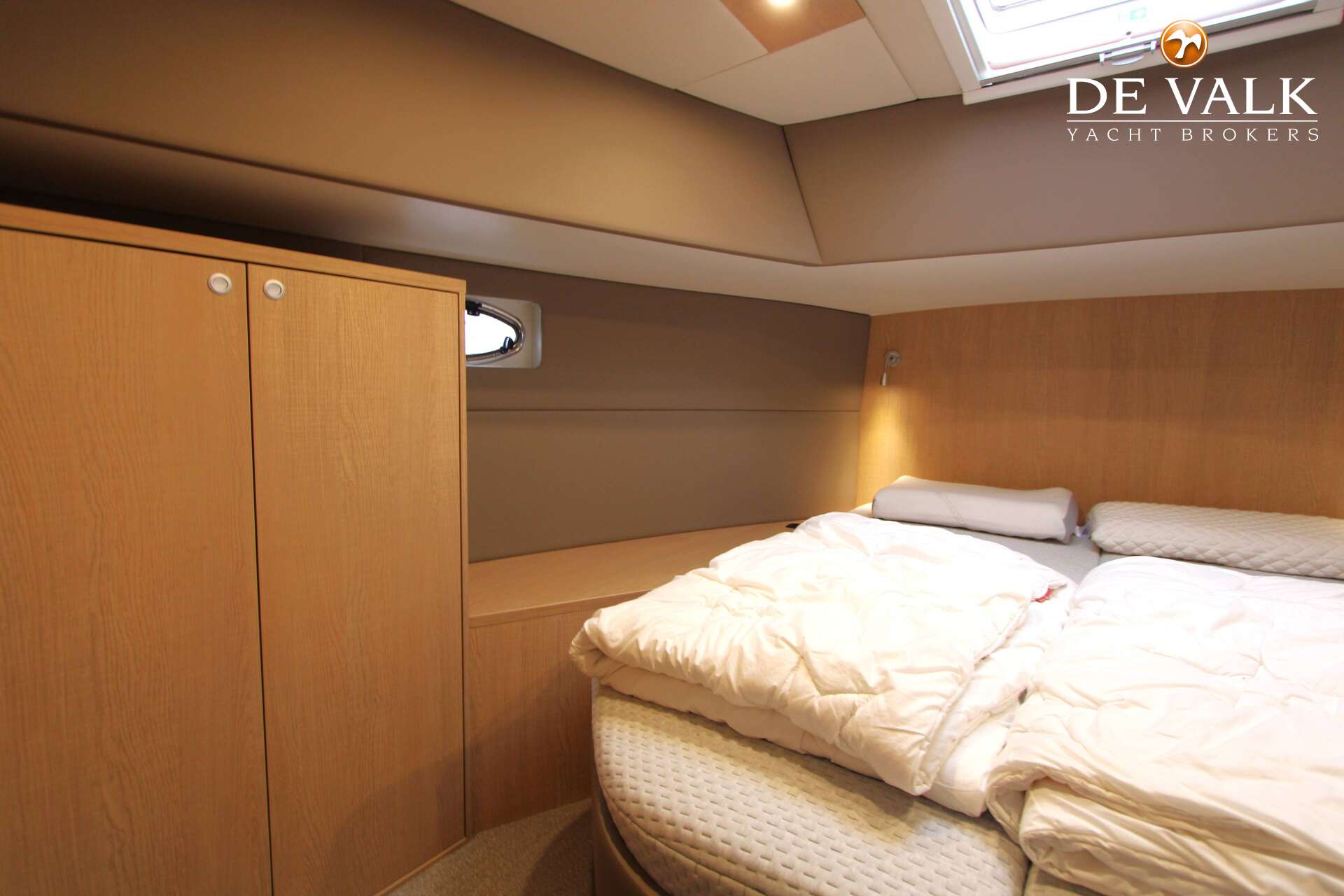 Thomasz Yacht 412 AC 2023 – Stalen driehutsmotor - Foto 27