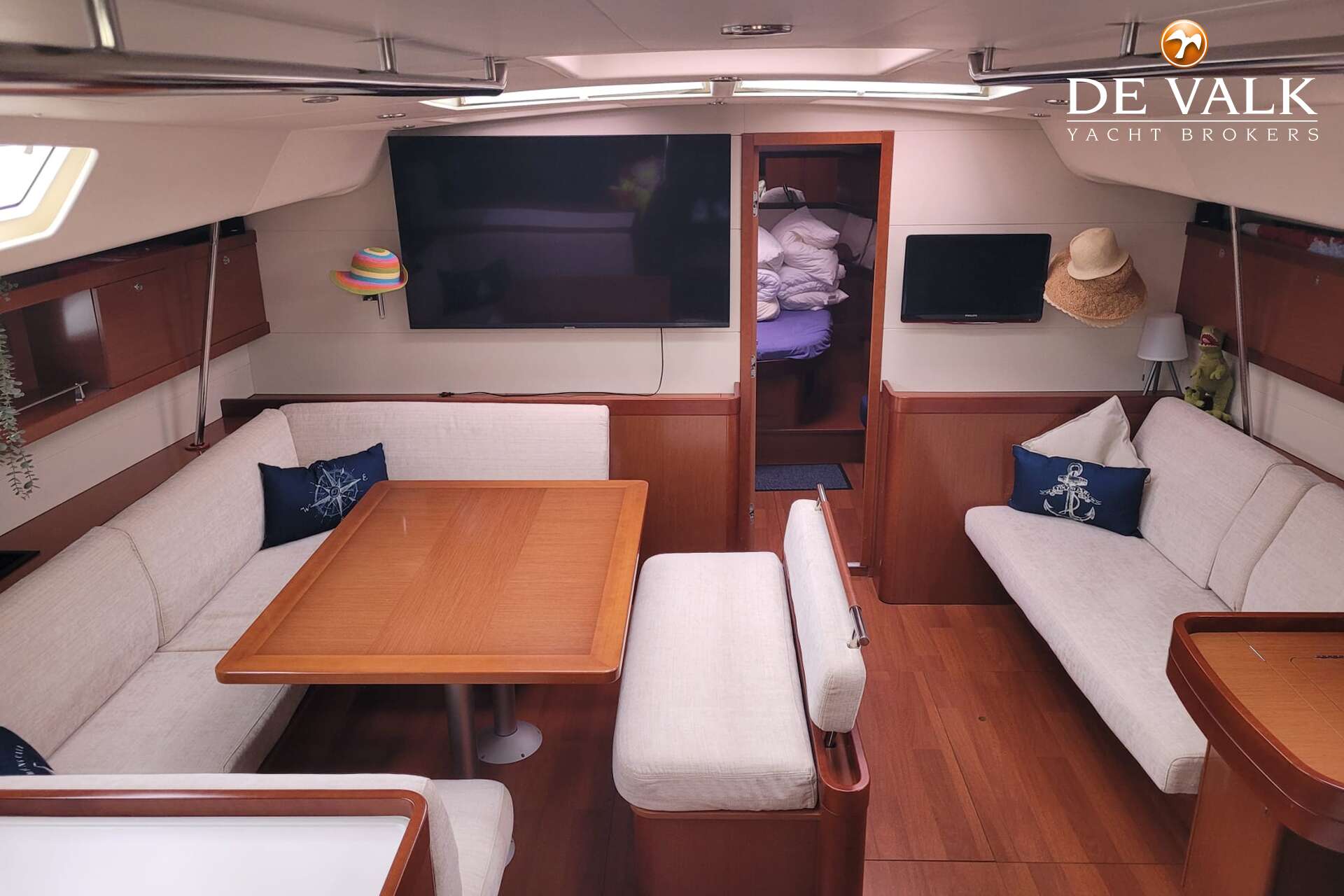 Beneteau Oceanis 54 - Foto 20
