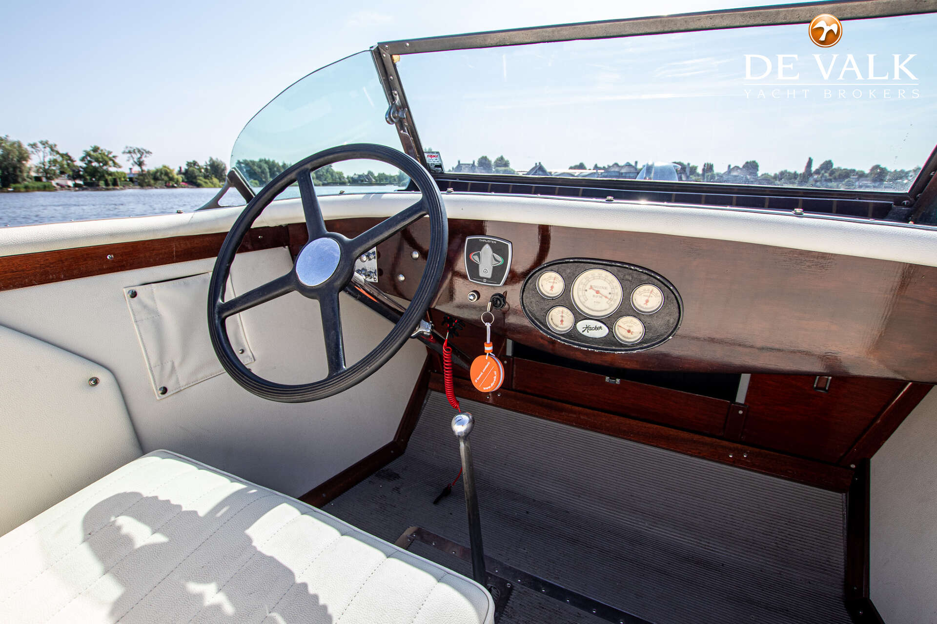 Hacker-Craft Triple Cockpit 1989 – houten runabout 350 pk - Foto 20