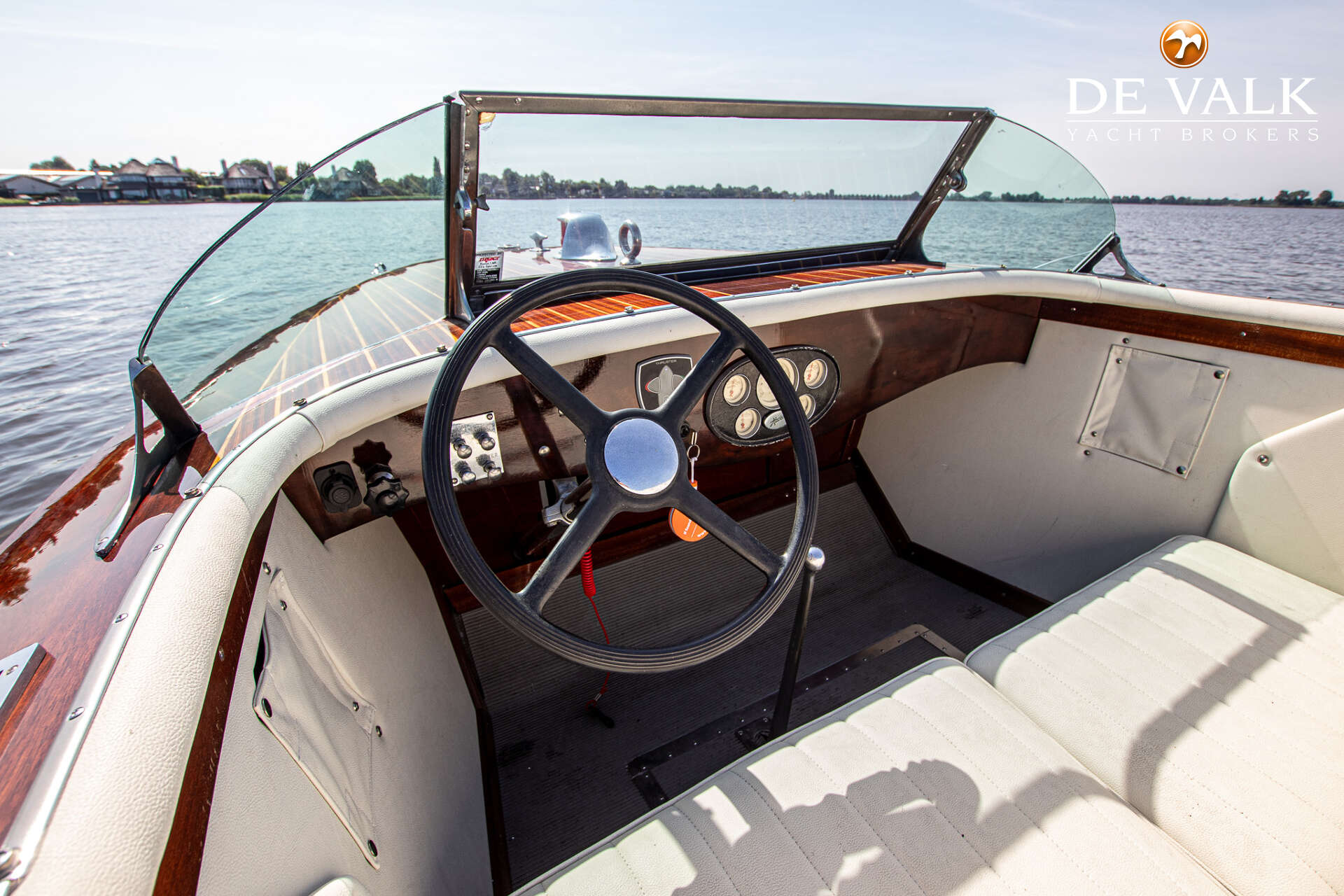 Hacker-Craft Triple Cockpit 1989 – houten runabout 350 pk - Foto 22