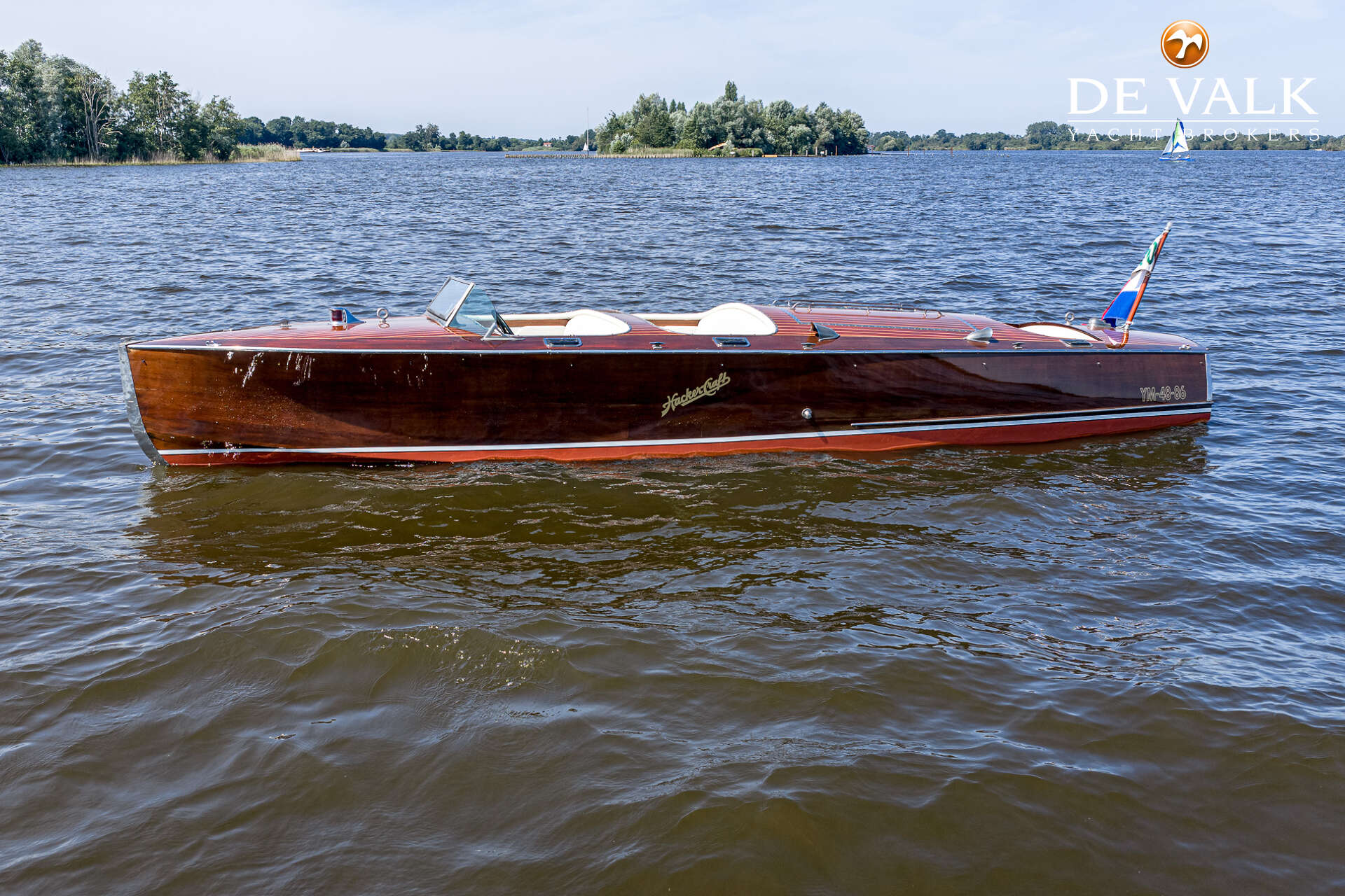 Hacker-Craft Triple Cockpit 1989 – houten runabout 350 pk - Foto 7