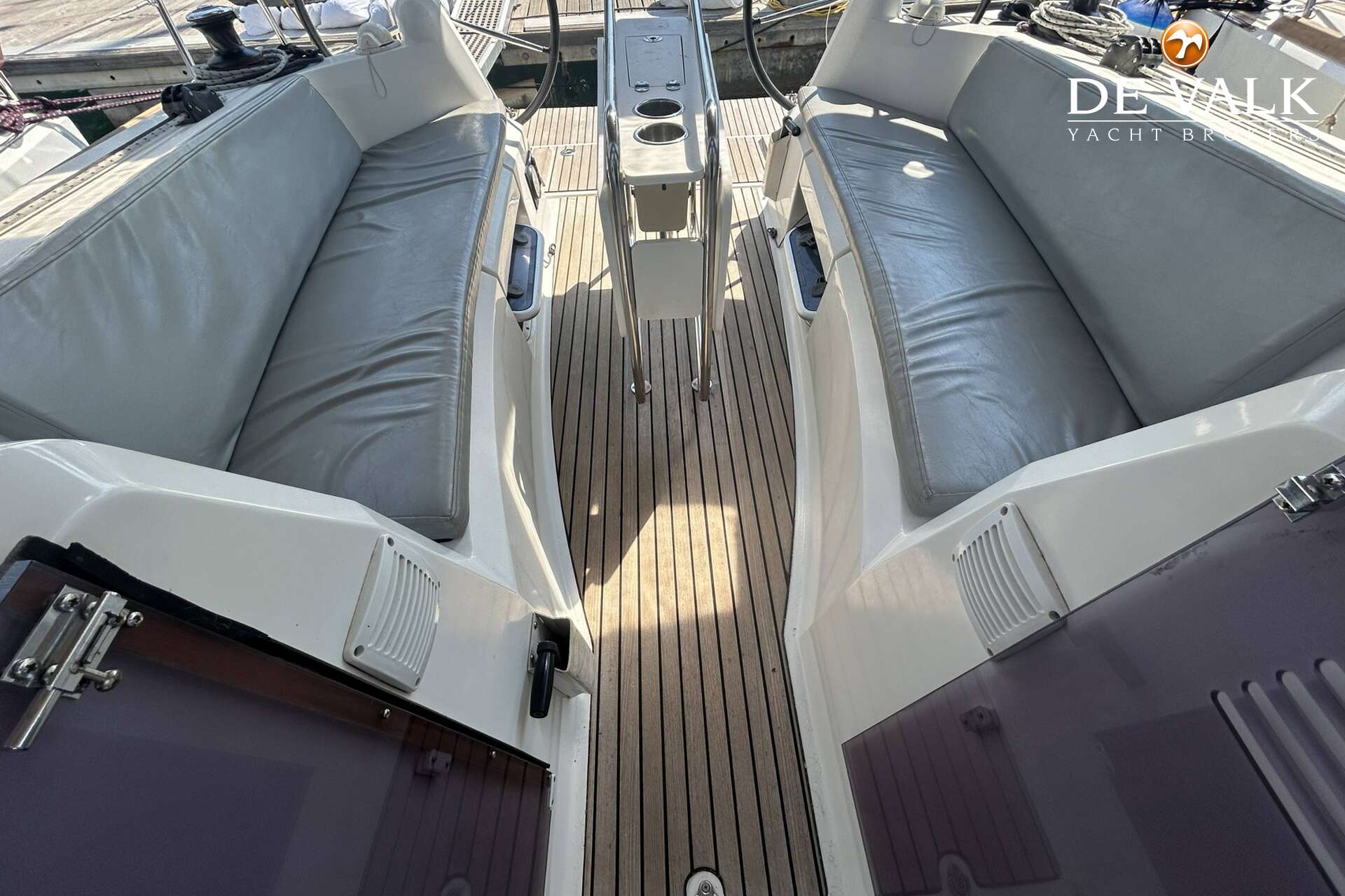 Jeanneau Sun Odyssey 349 (2017) – charter-ready cruiser - Foto 12