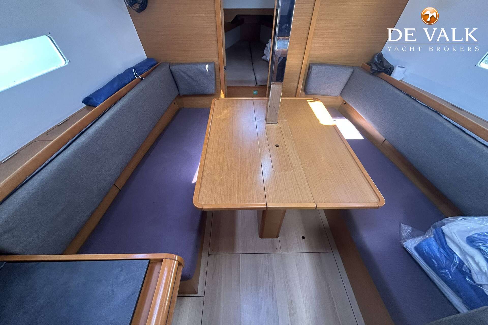 Jeanneau Sun Odyssey 349 (2017) – charter-ready cruiser - Foto 20