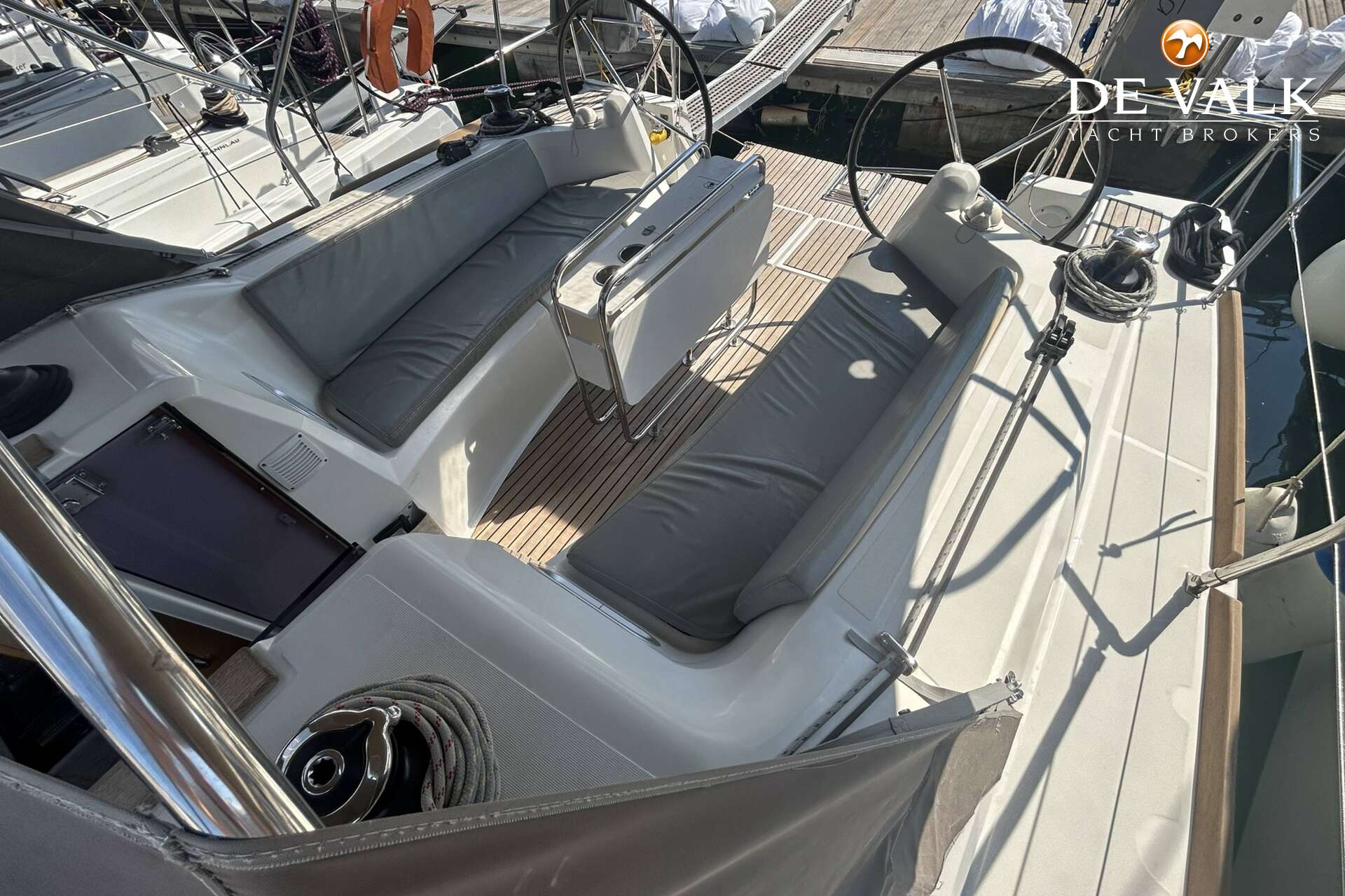 Jeanneau Sun Odyssey 349 (2017) – charter-ready cruiser - Foto 4