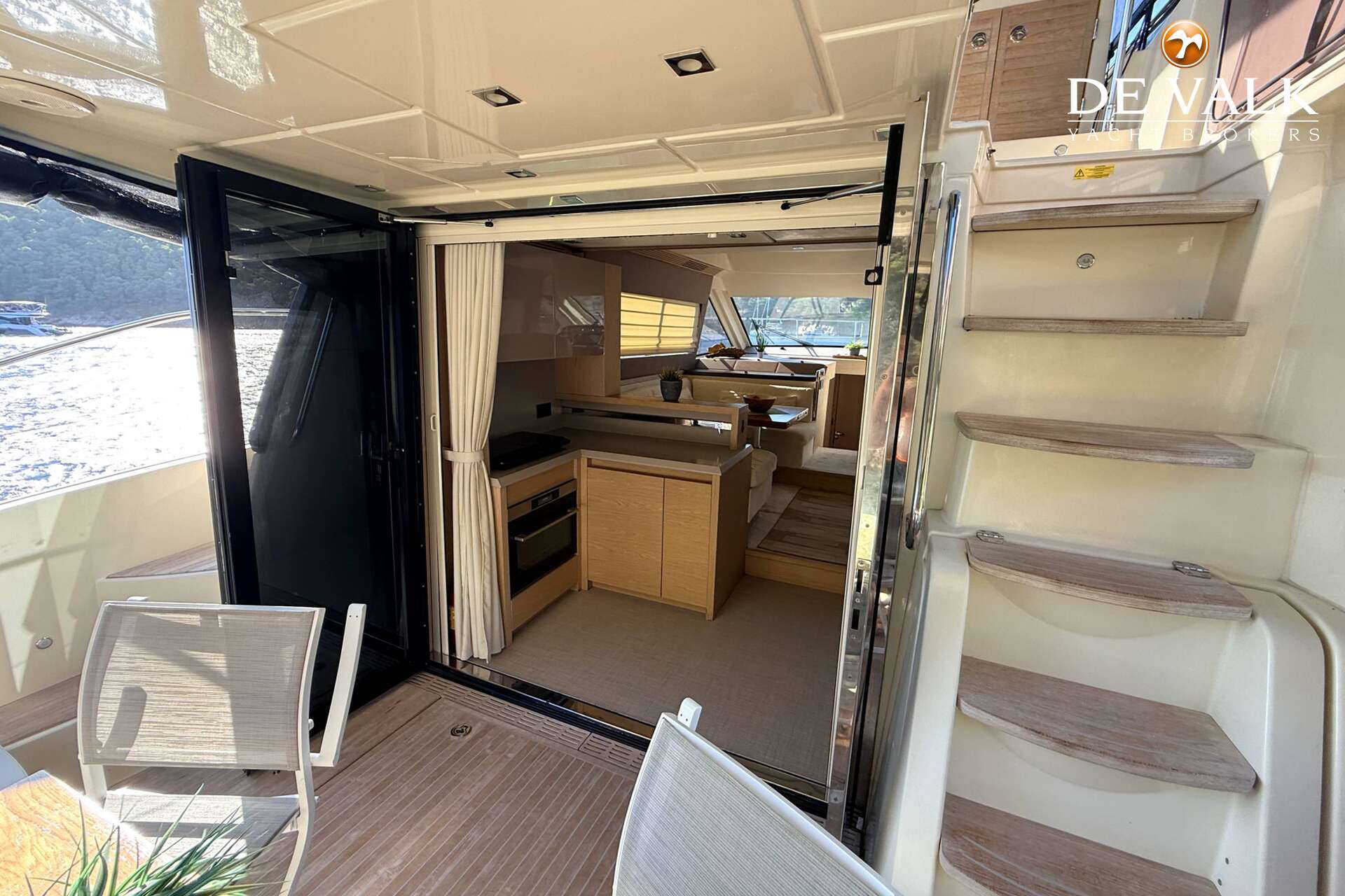 Beneteau Monte Carlo 5 - Foto 13