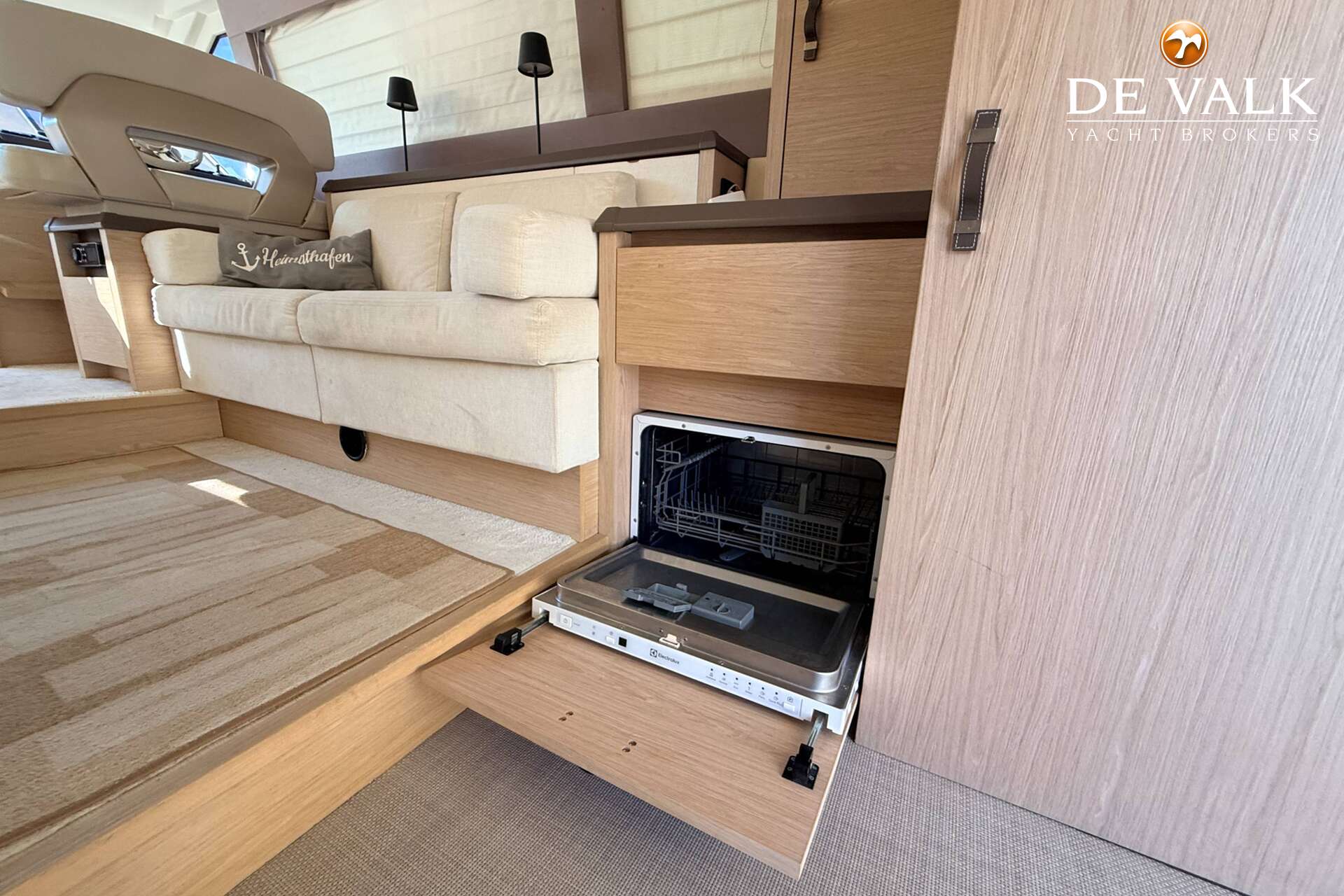 Beneteau Monte Carlo 5 - Foto 24