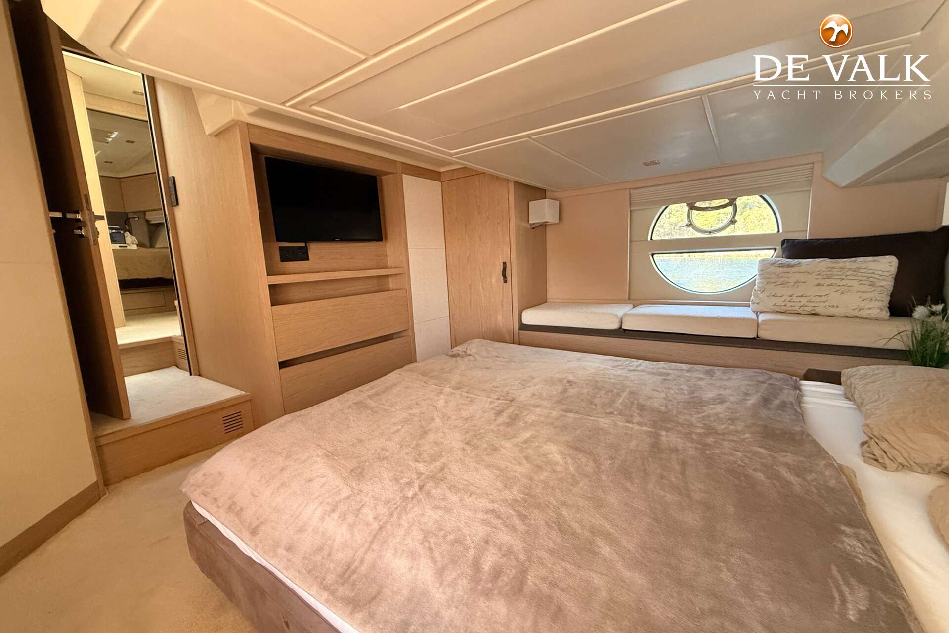 Beneteau Monte Carlo 5 - Foto 26