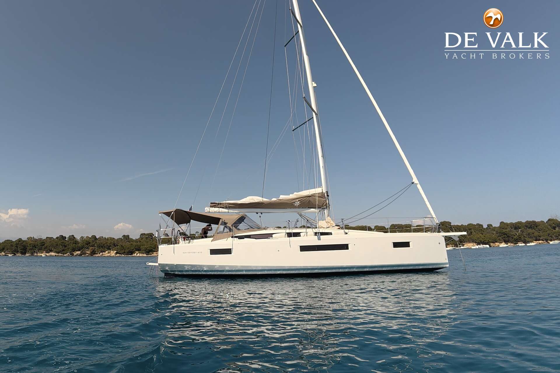 Jeanneau (uit 2025, 12.35m)