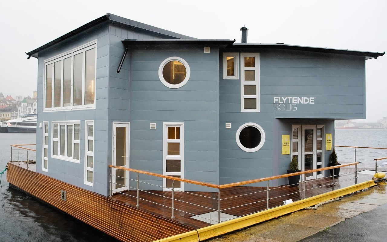Grey Floating House 2015 – drijvend eiland met 200m² woonoppervlak
