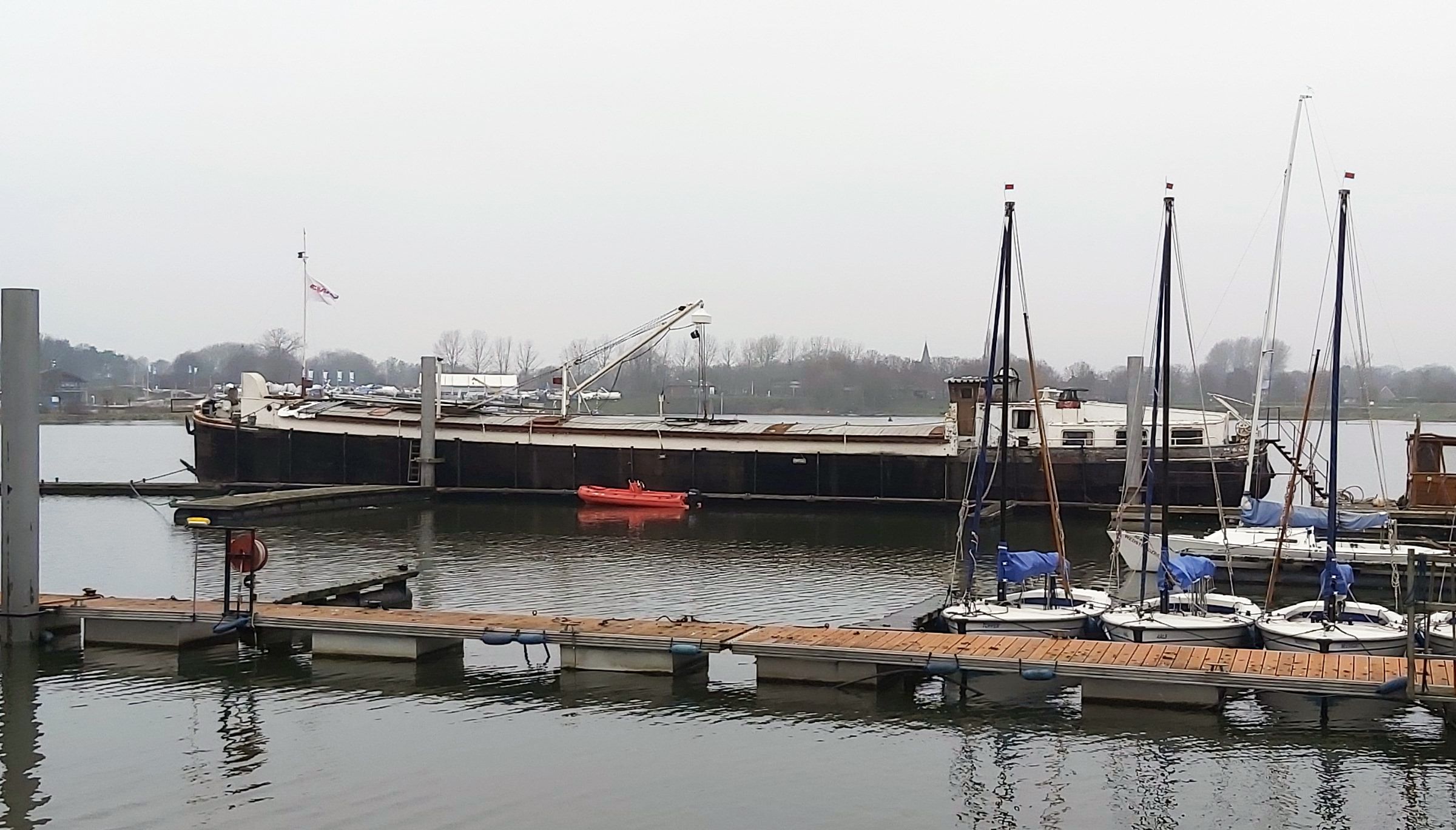 Spits 38m 1928 – authentieke spits met kapiteinswoning