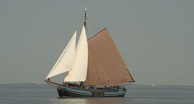 Hagenaar 25.15 zeilboot – stalen charterschip met ligplaats - Foto 4