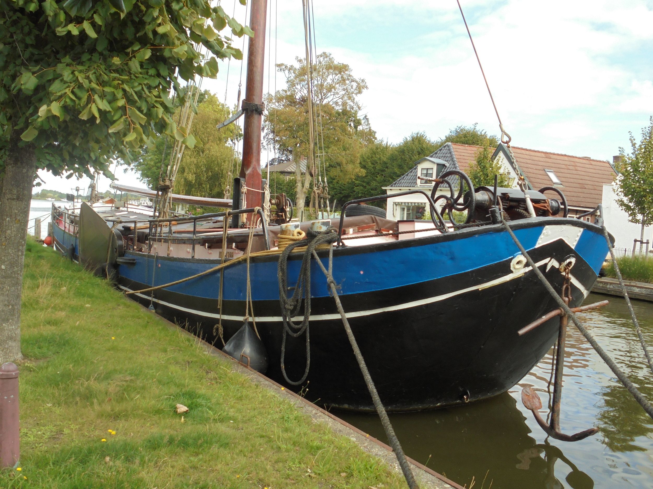 Hagenaar 25.15 zeilboot – stalen charterschip met ligplaats - Foto 6
