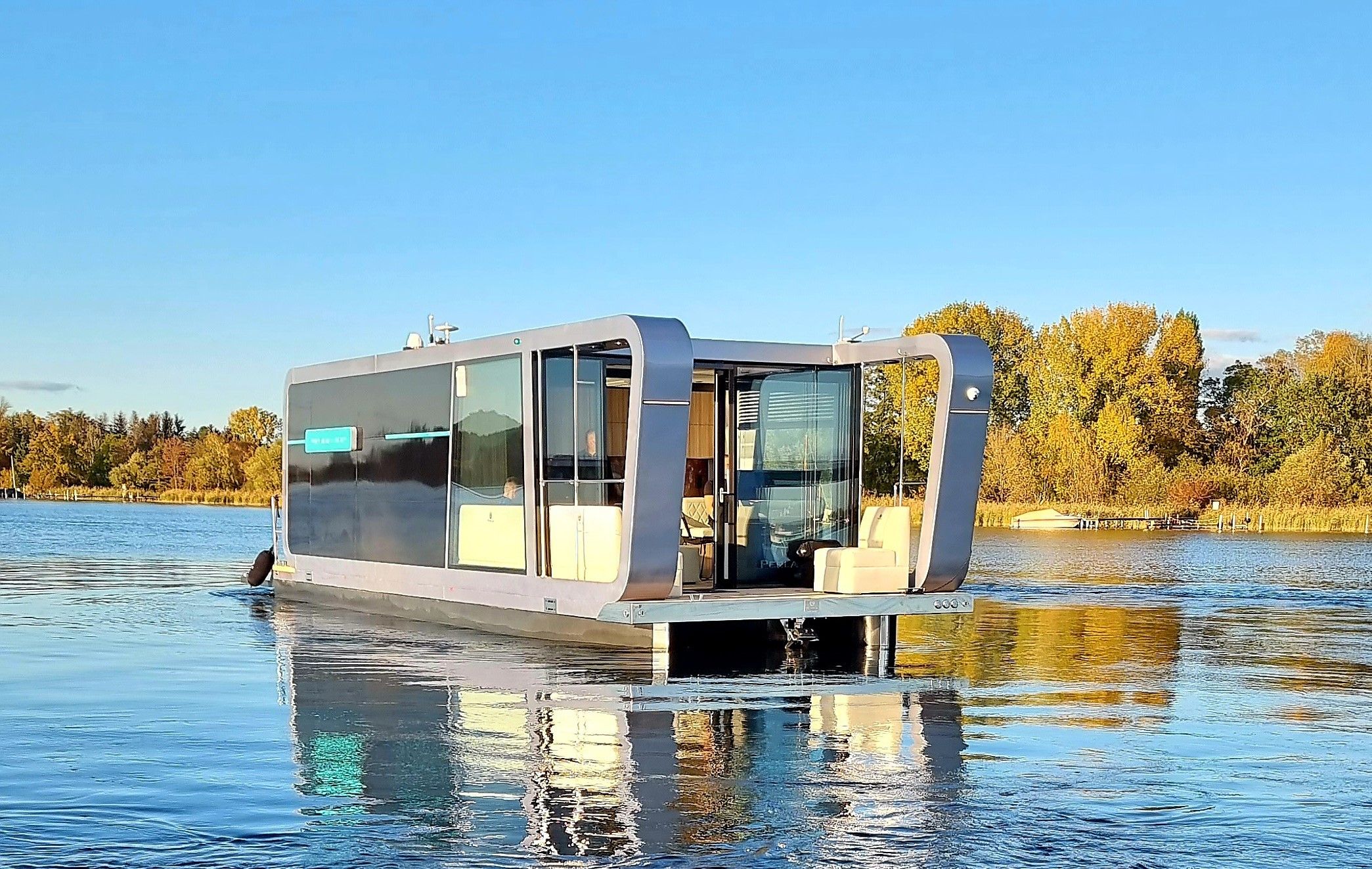 Perla E-vision 42 2025 – Aluminium elektrische houseboat