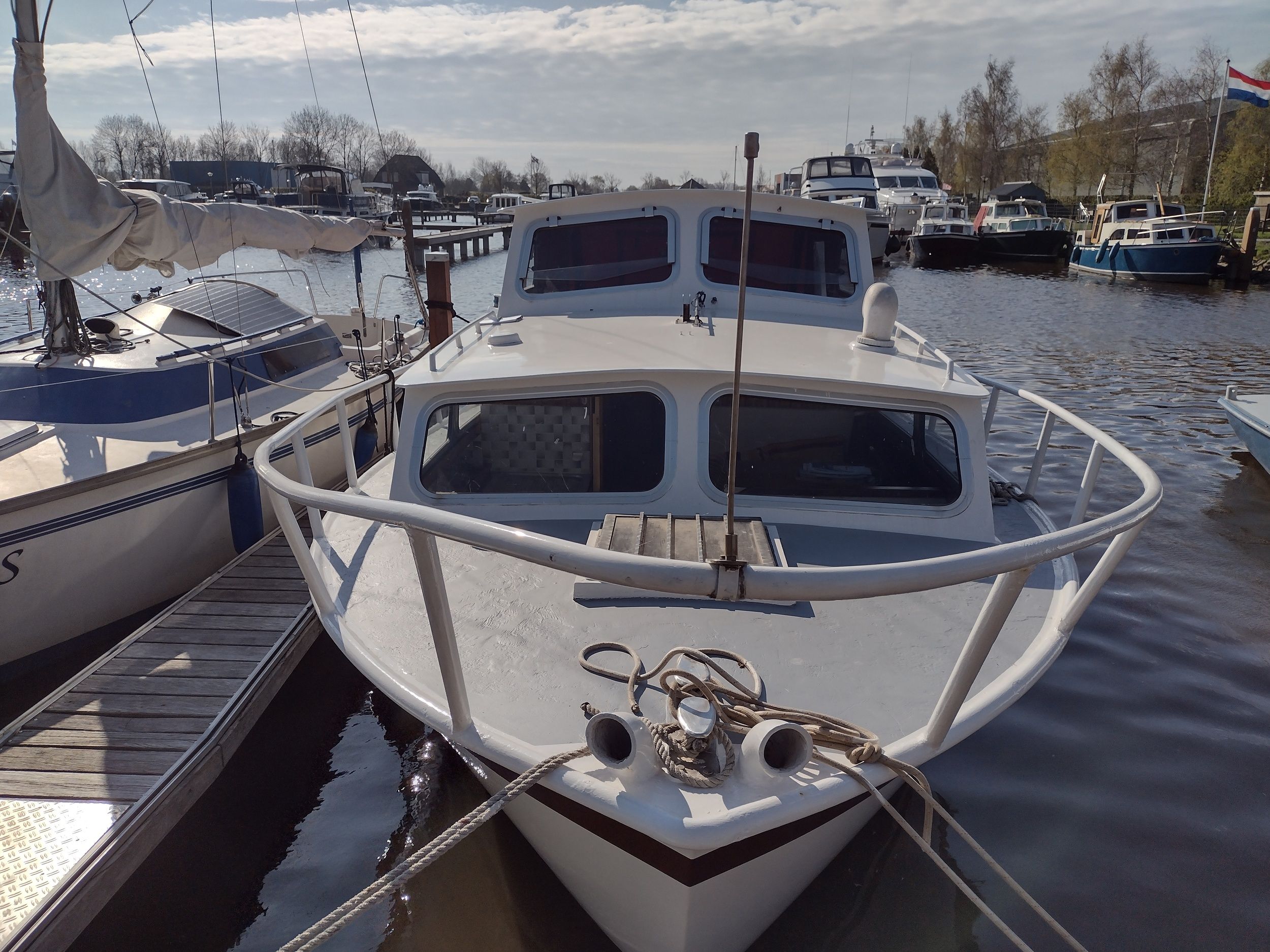 Boornkruiser 880 OK/AK 1982 – stalen motorkruiser met 4 hutten - Foto 6