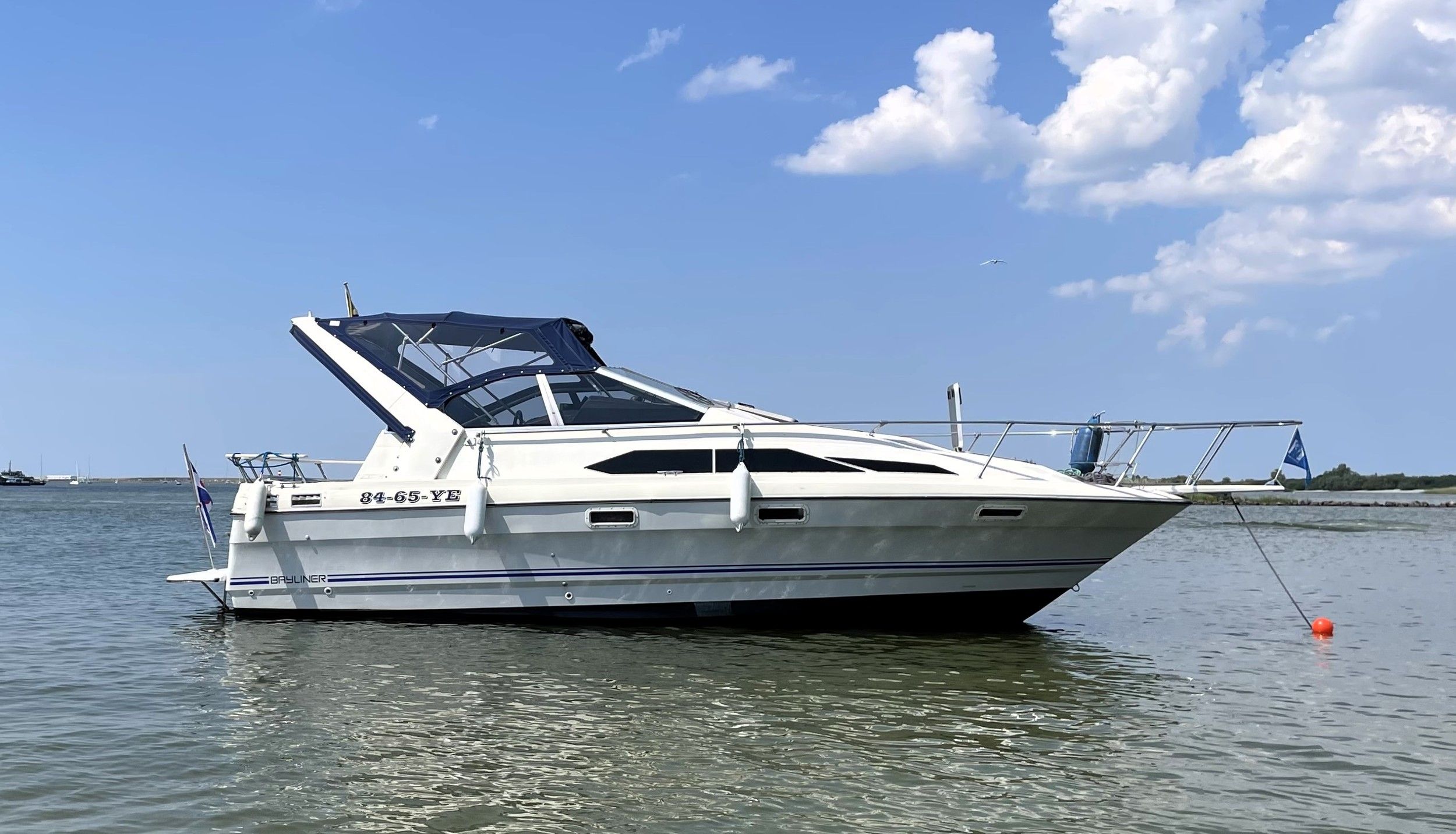 Bayliner 2855 Cierra 1988 – gereviseerde motor, 30 uur gelopen - Foto 1